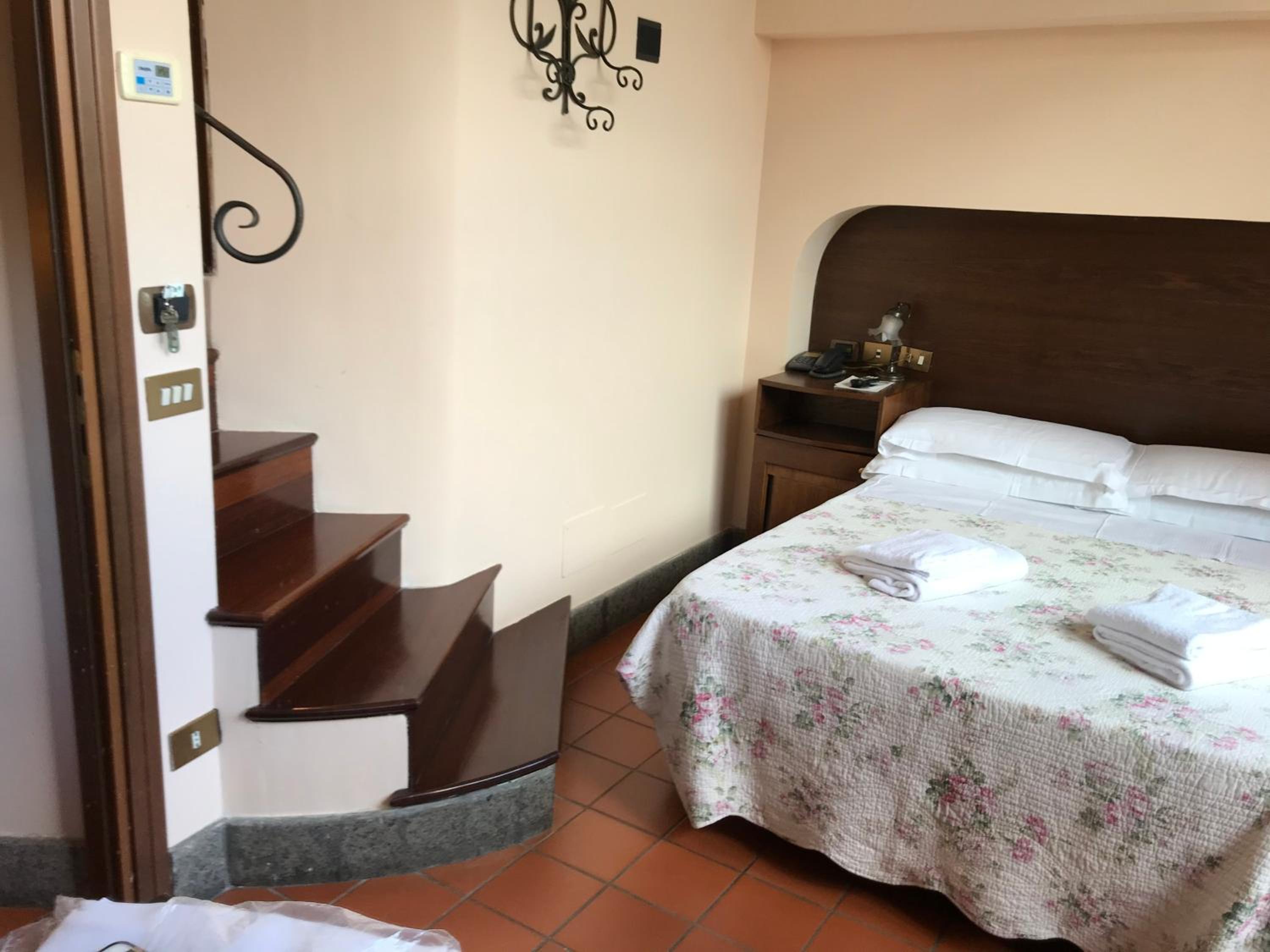 Double Room with Balcony photo 3