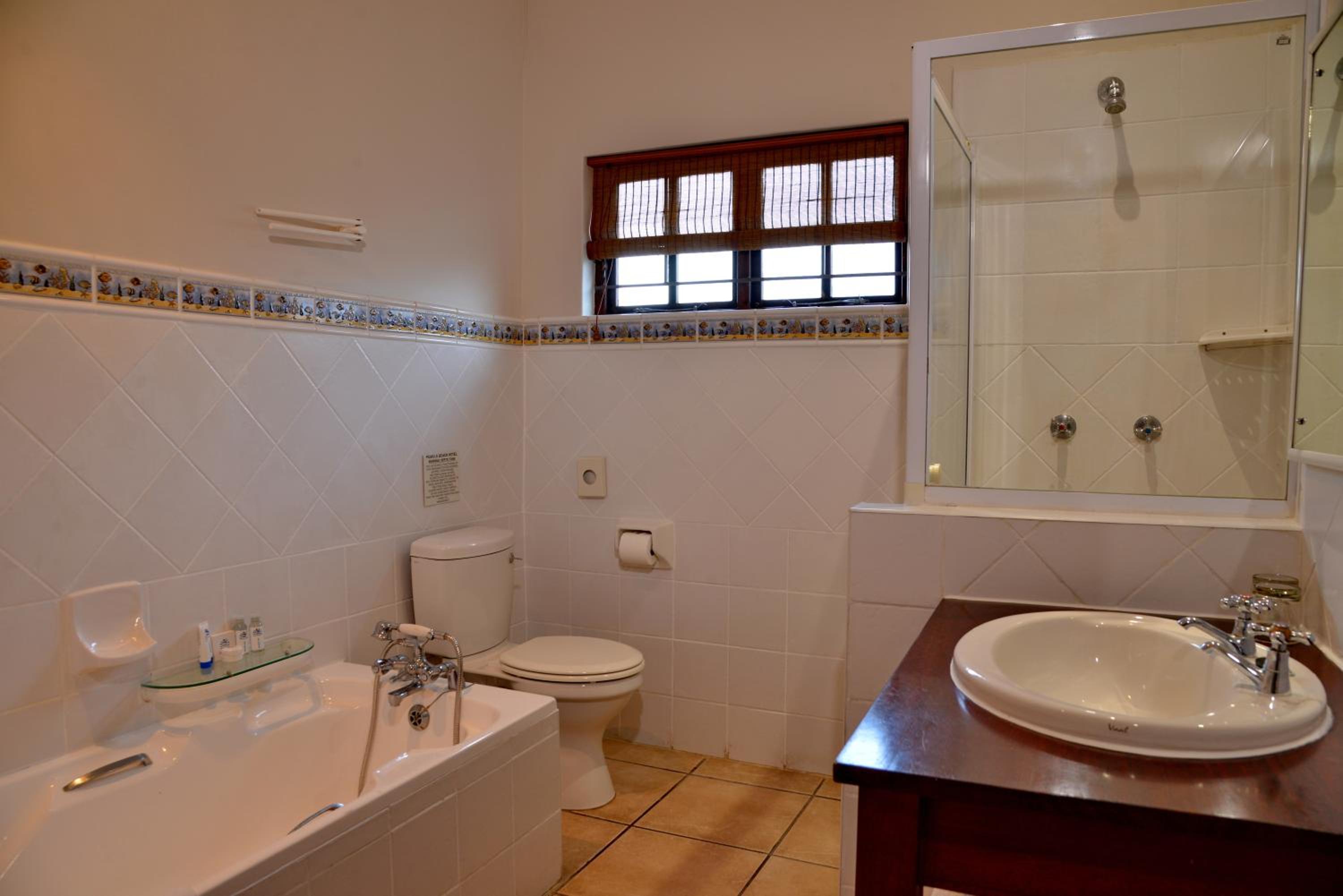 Family Room - Photo 9