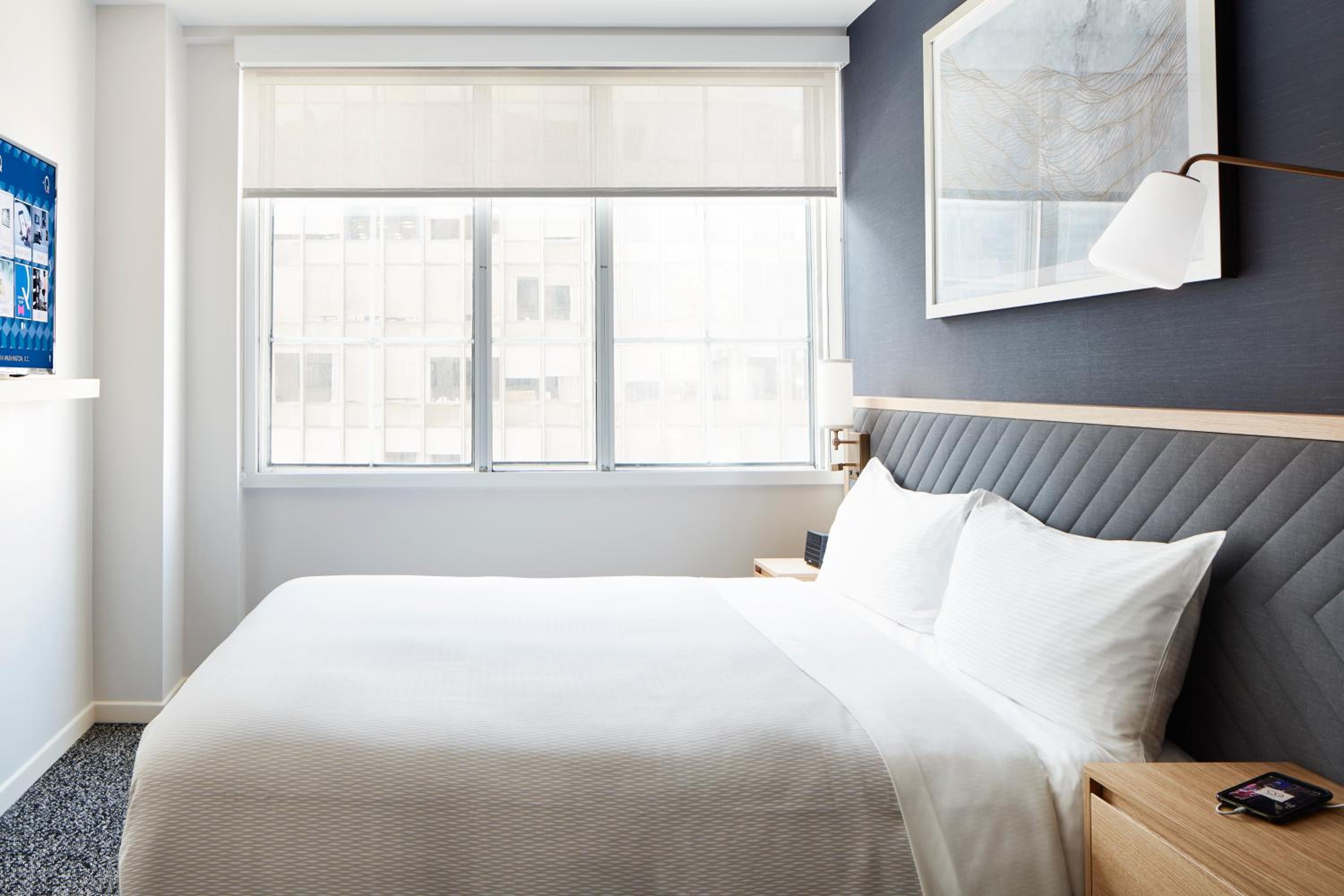 Standard King Room - Photo 1