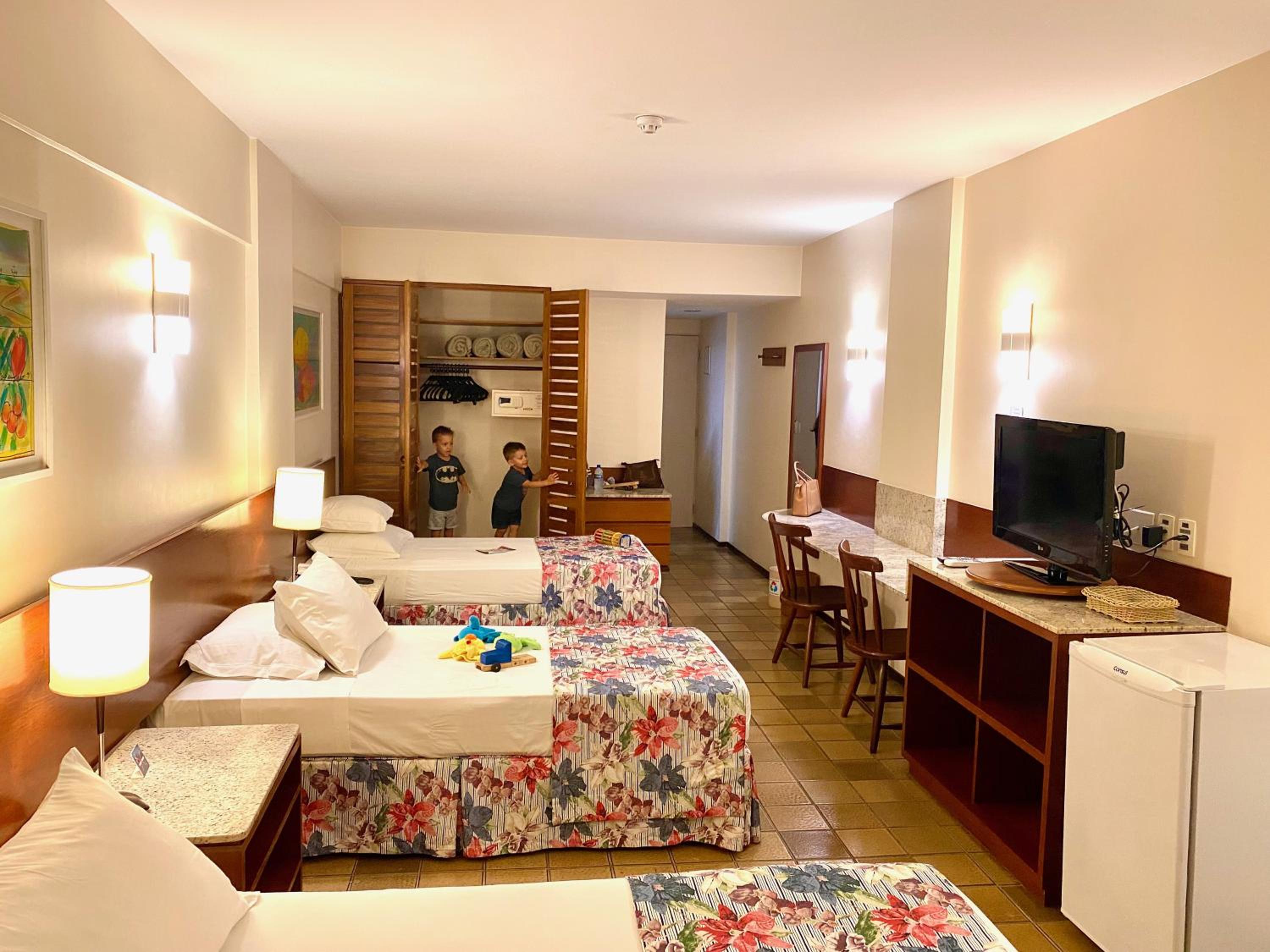 Family Room - Photo 11