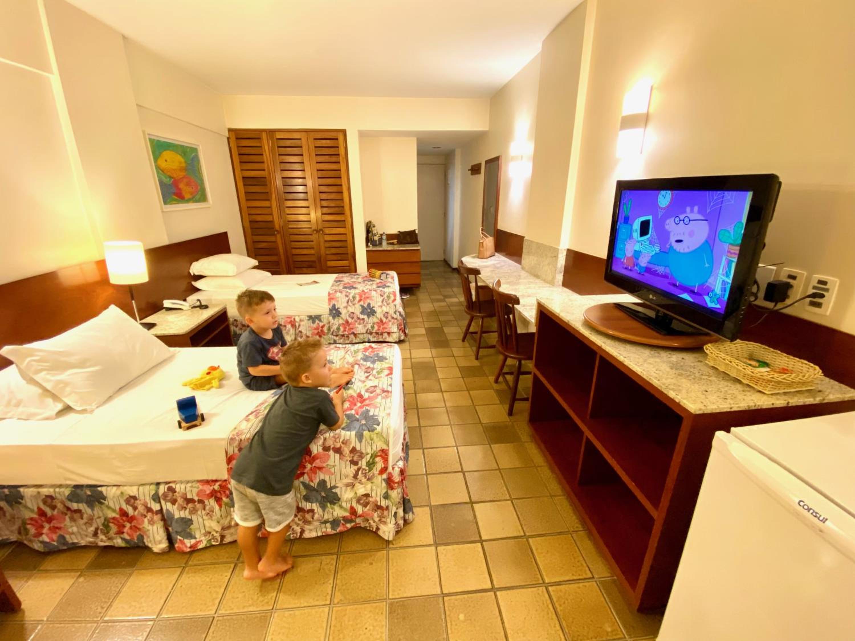 Family Room - Photo 3