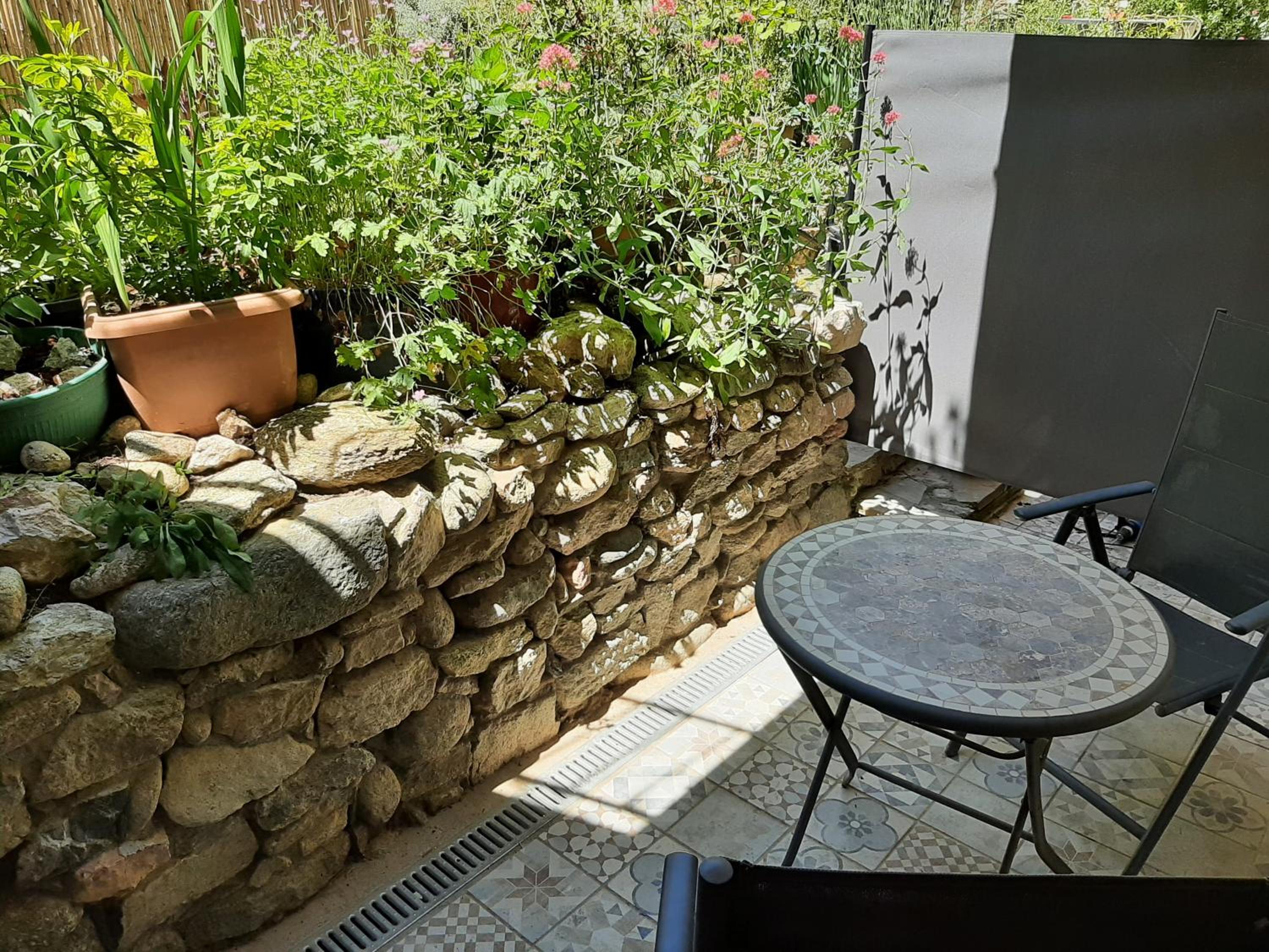 Apartment with Garden View - Photo 8