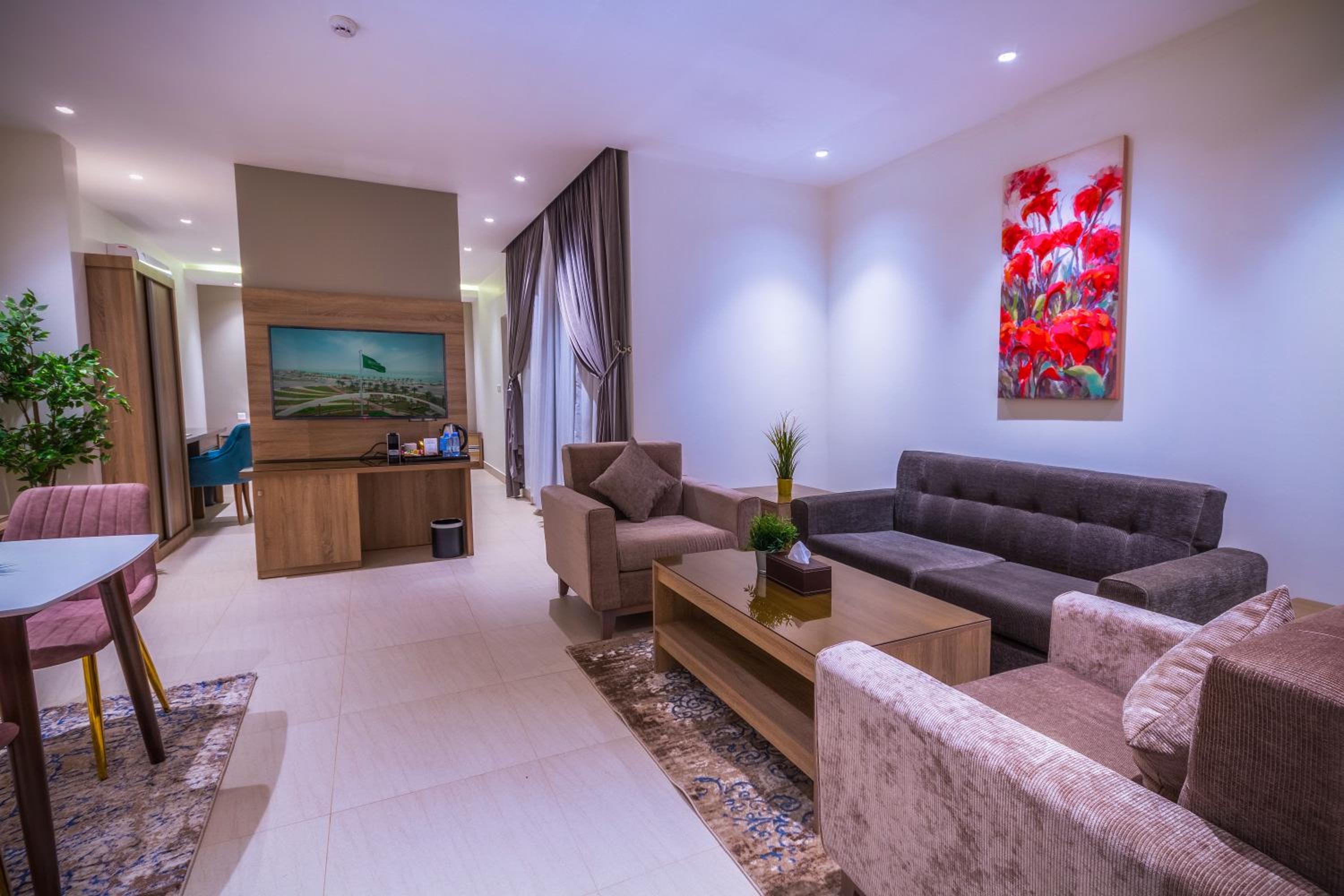 Superior King Suite