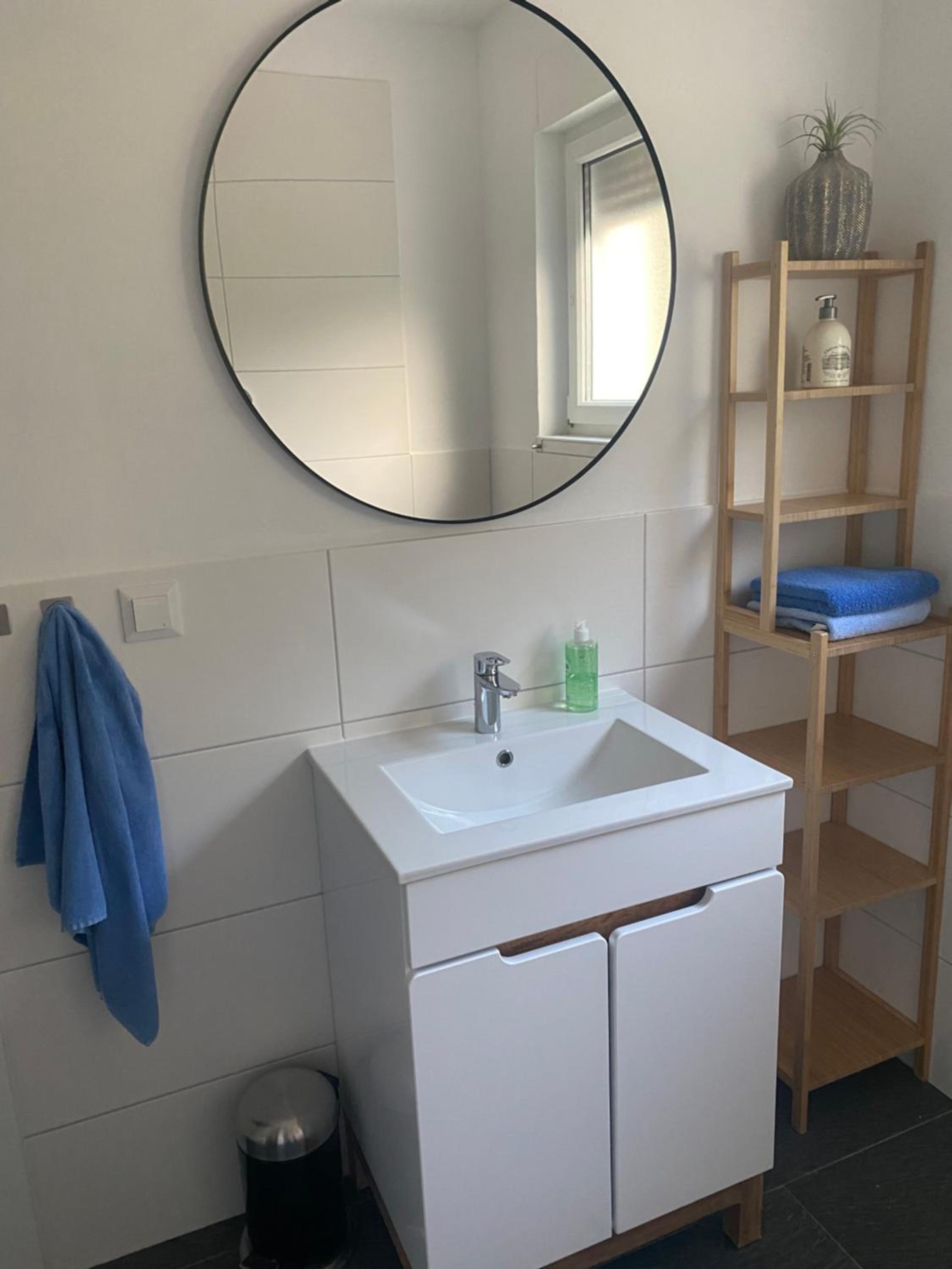 Two-Bedroom Apartment - Photo 7