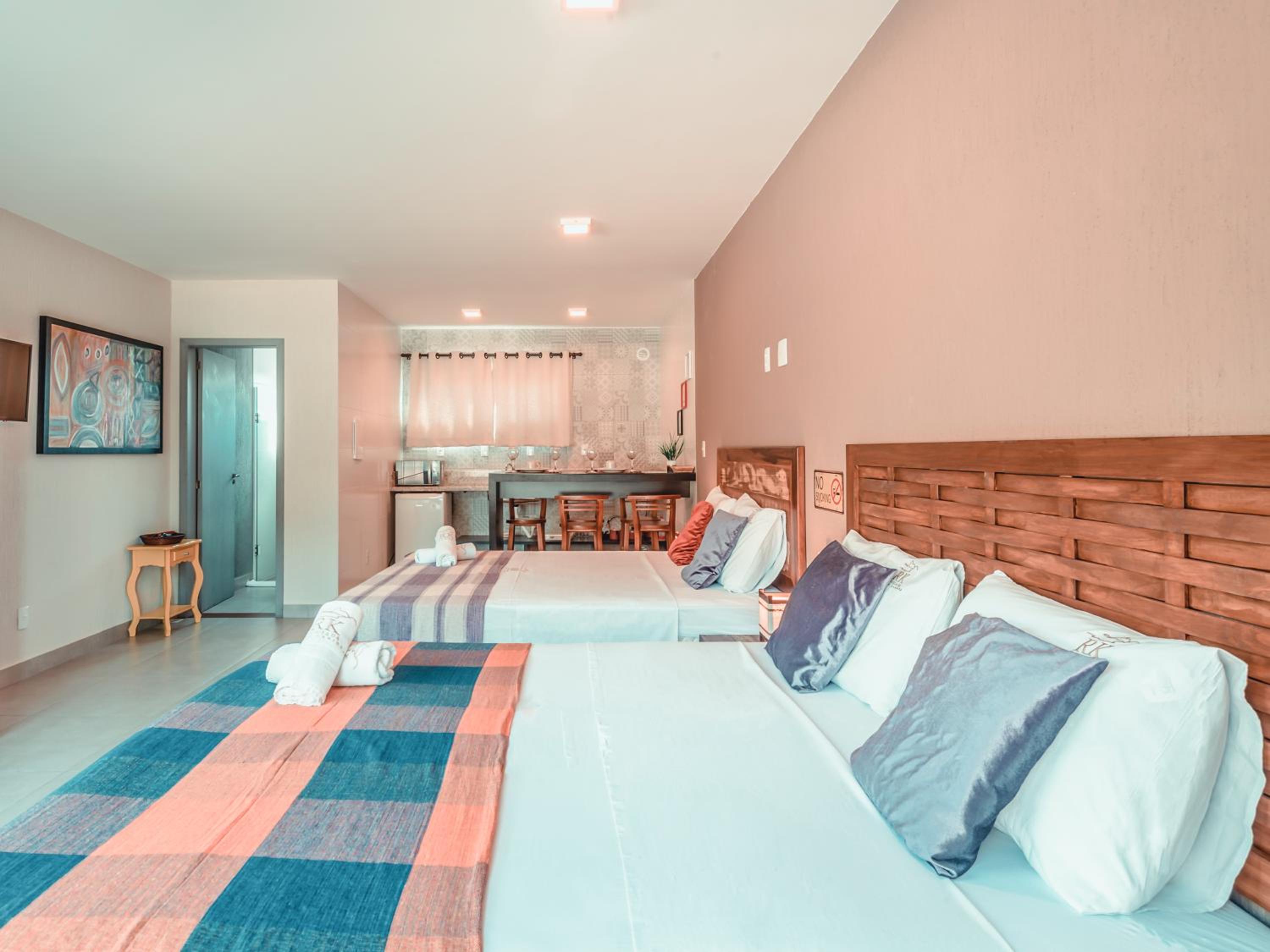 Standard Suite - Photo 2