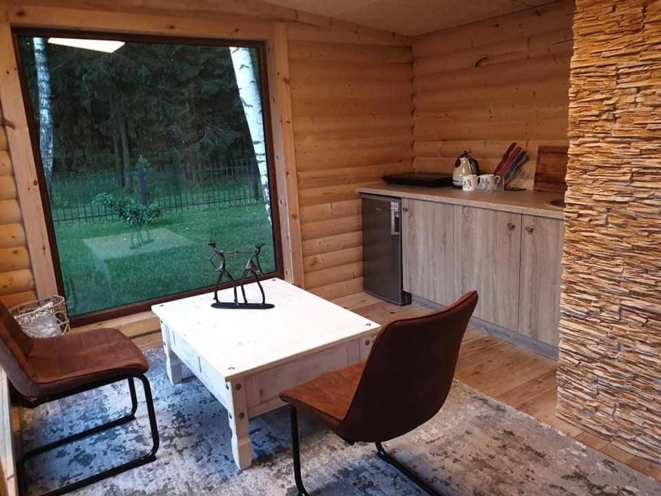 Suite - Photo 9