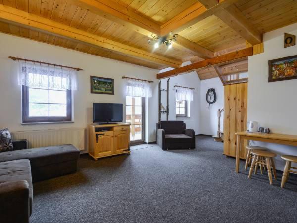 Apartment with Mountain View photo 1