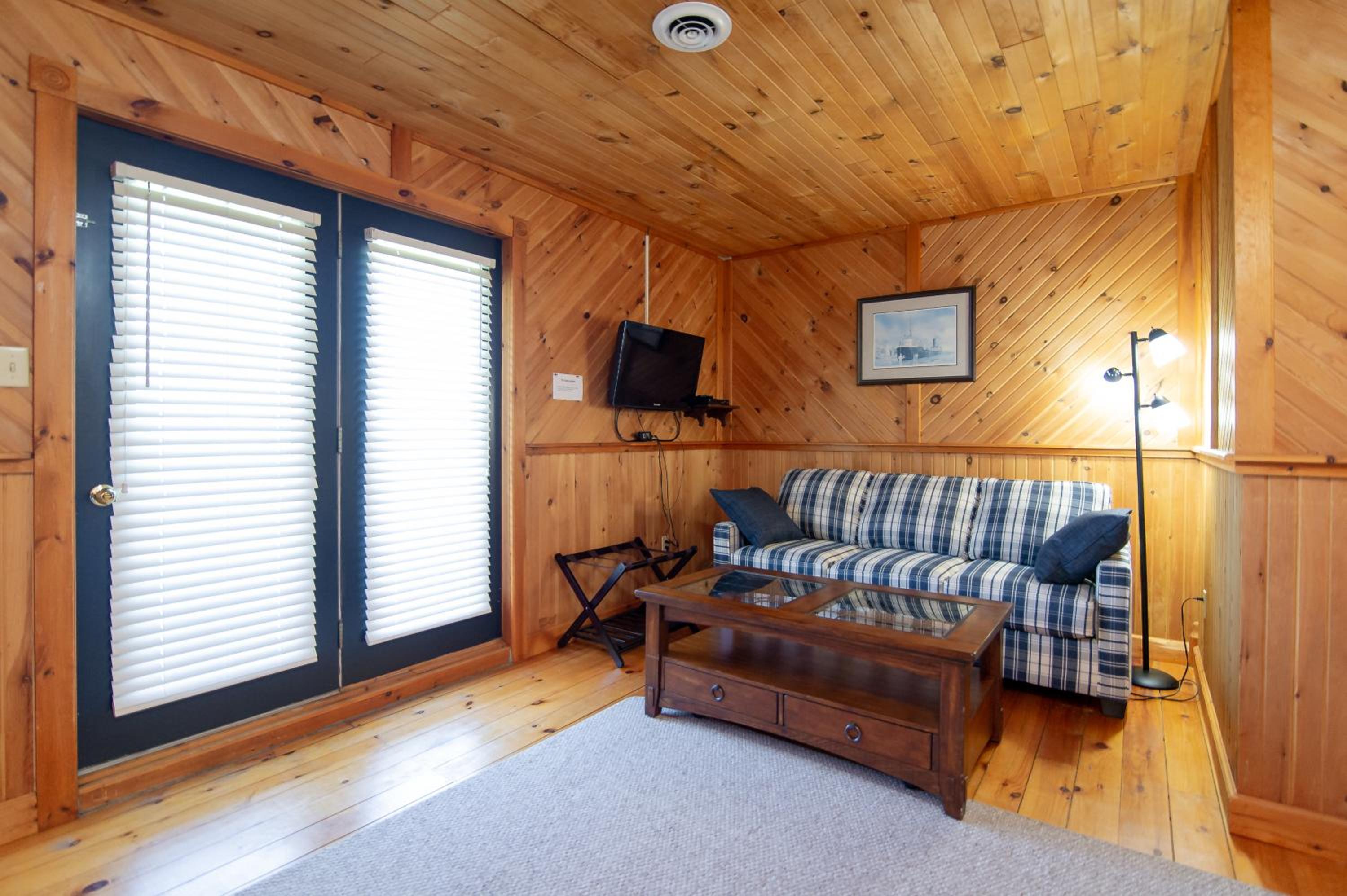 King Suite With Balcony photo 3