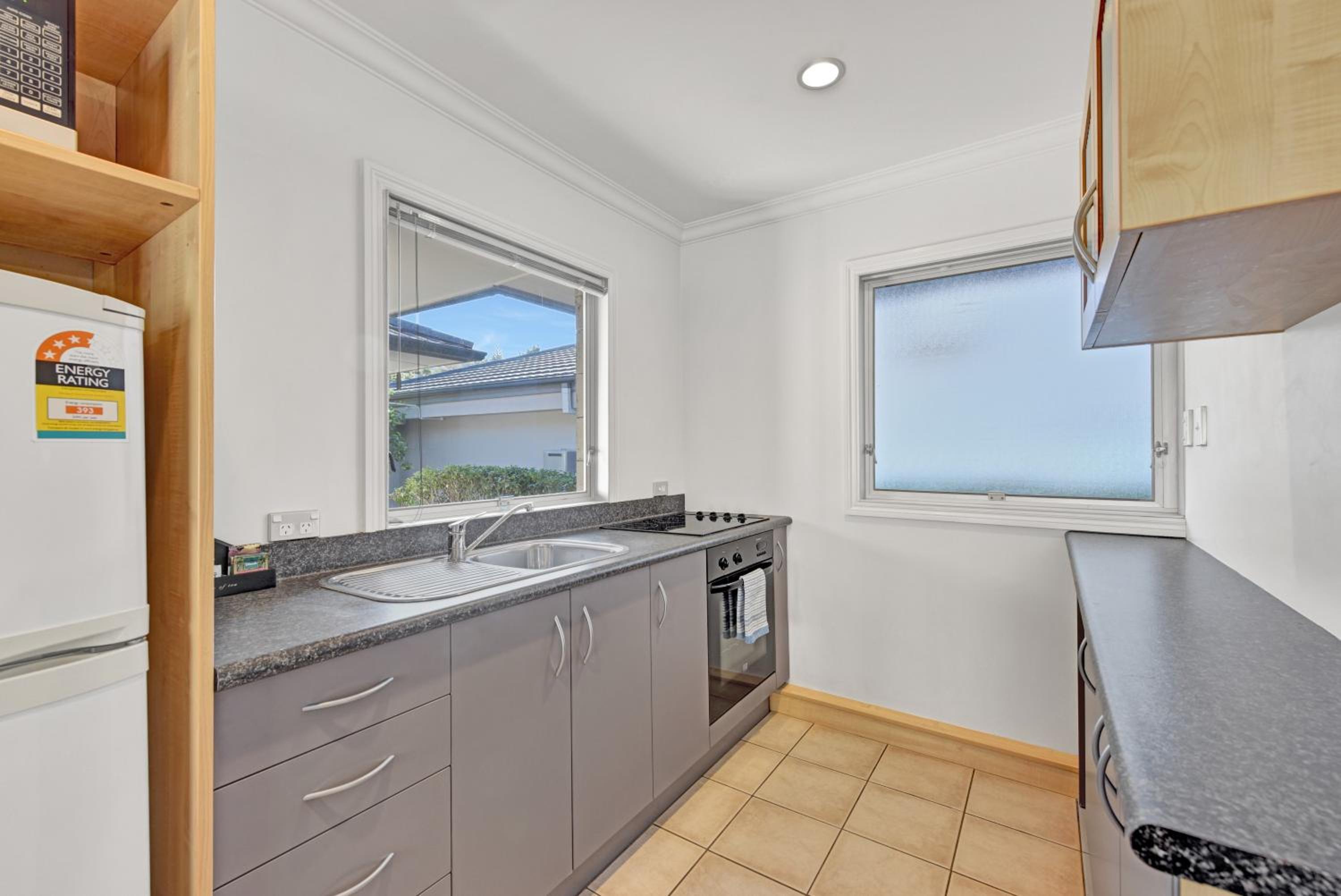 Three-Bedroom Apartment - Photo 7