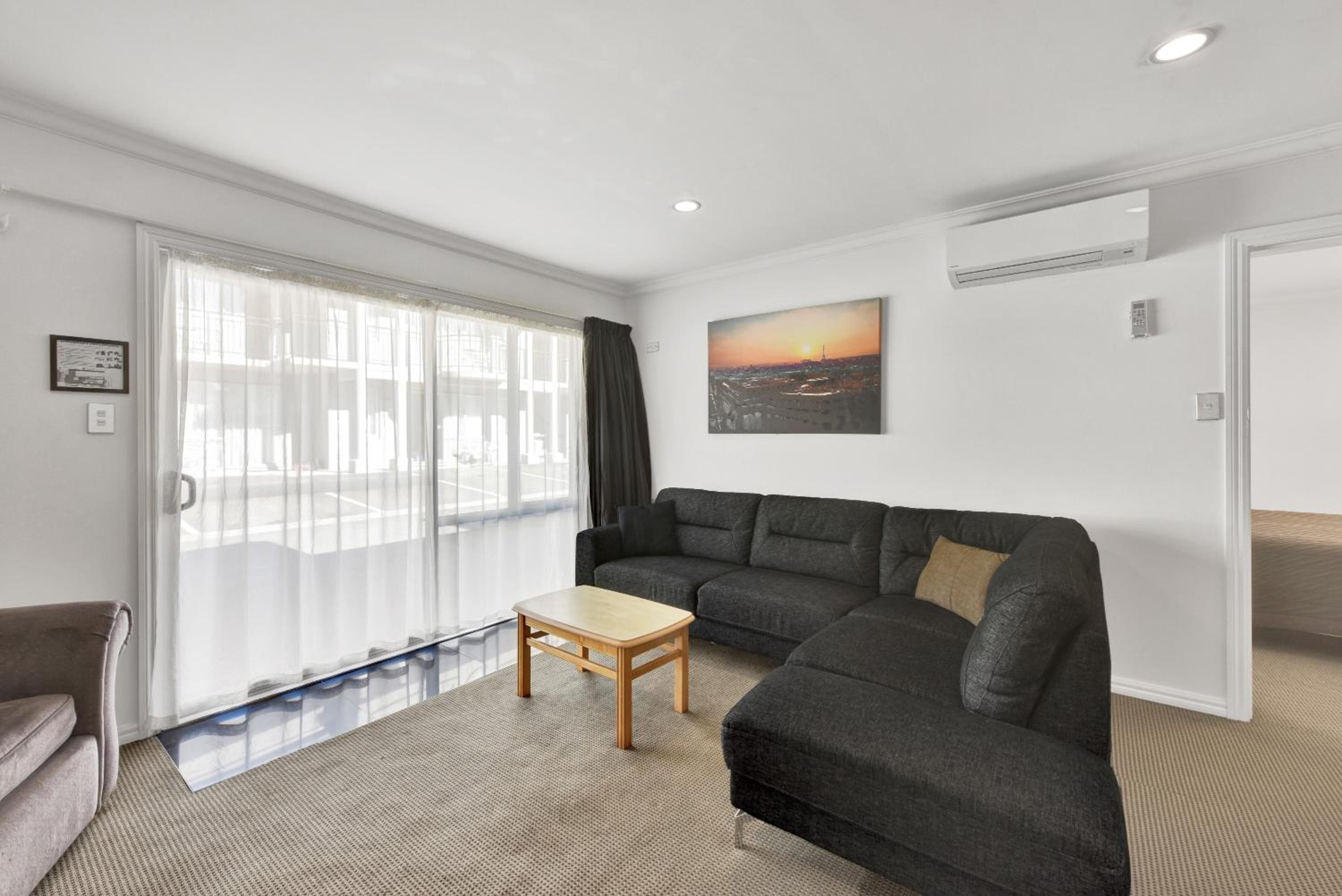 Three-Bedroom Apartment - Photo 5