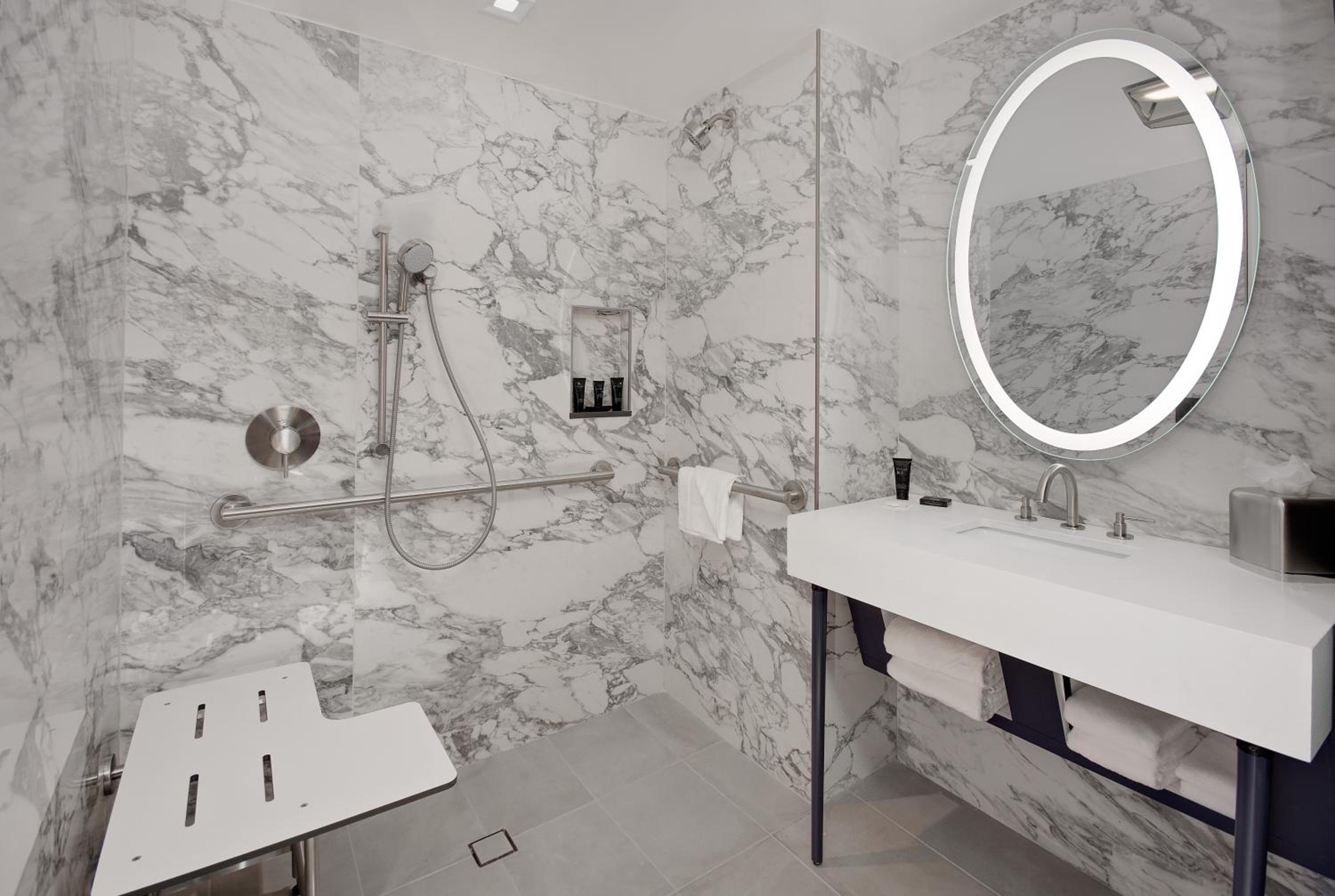 King Room with Roll-In Shower - Disability Access thumbnail 6