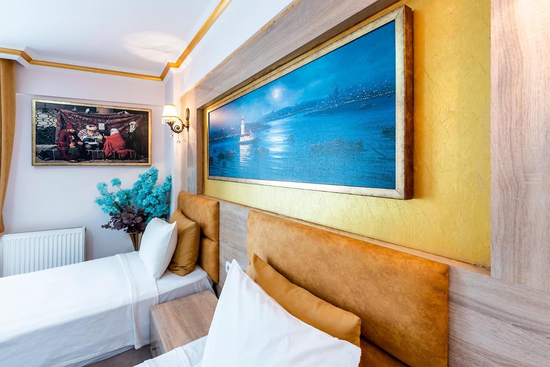 Deluxe Twin Room photo 2