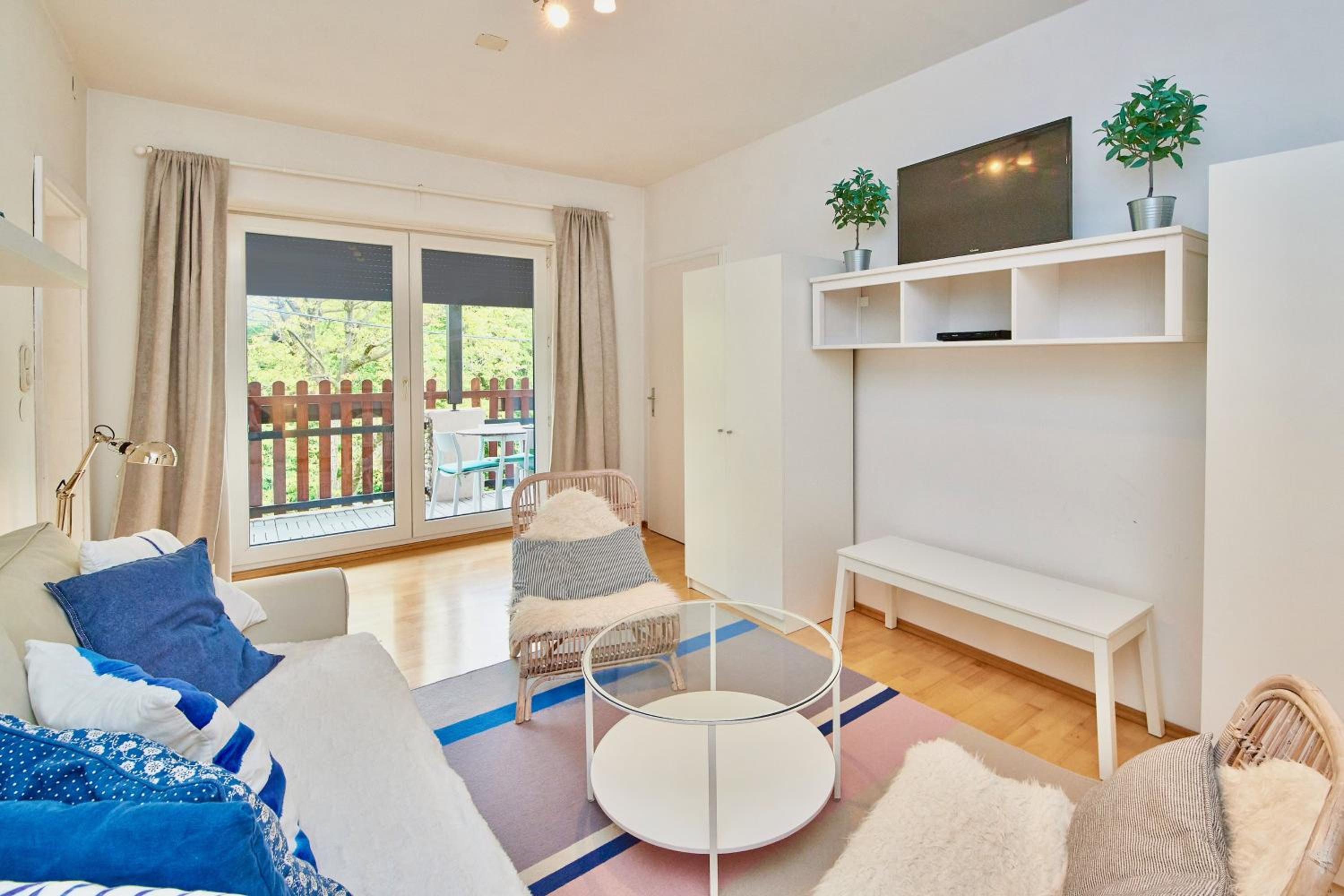 Apartment with Balcony - TOP 2  - Photo 8