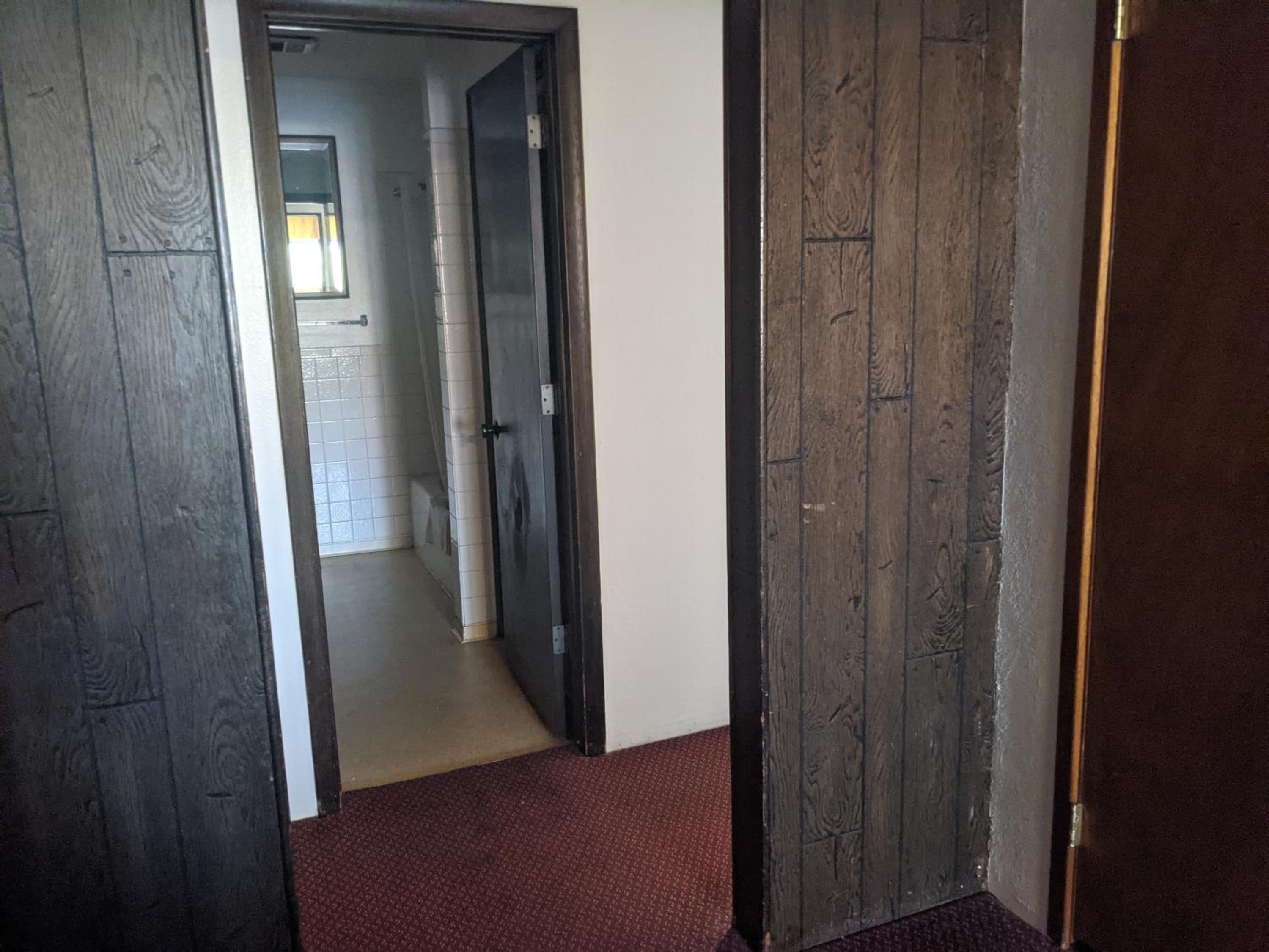 Family Room - Photo 7