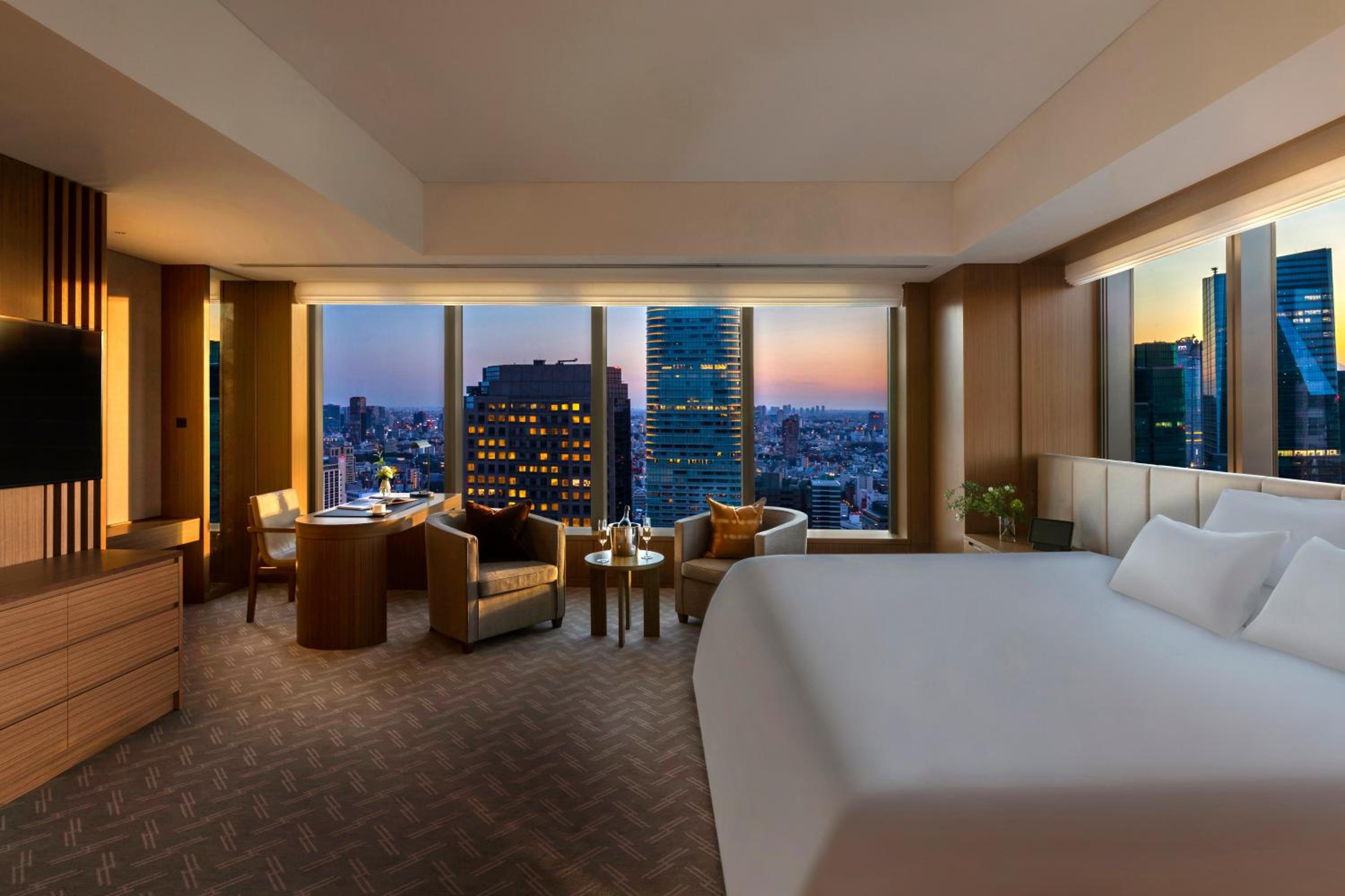 [Prestige] Corner Double Room 
