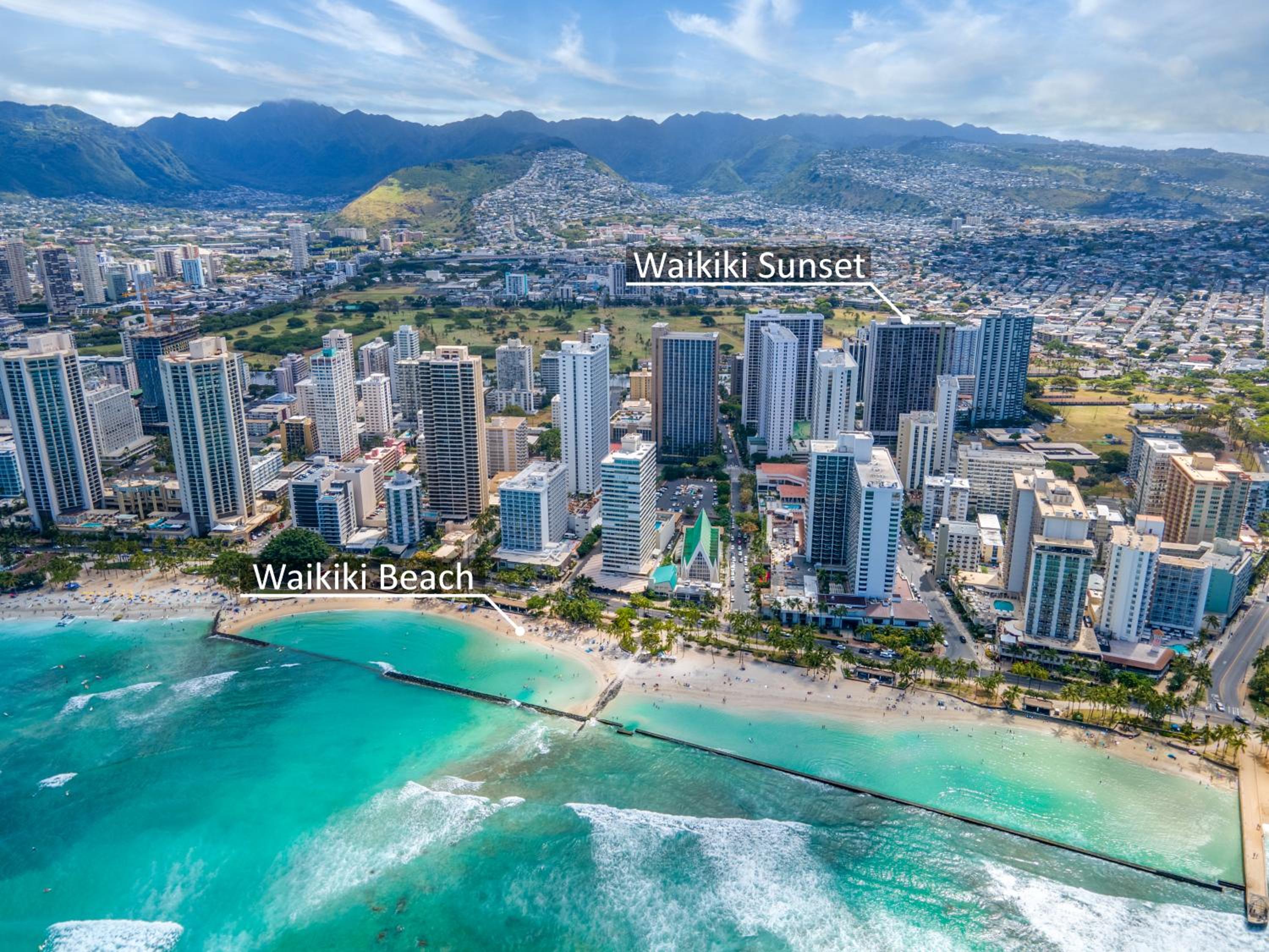 Mountain Views & Steps to Beach - Free Parking!: Apartment with Mountain View photo