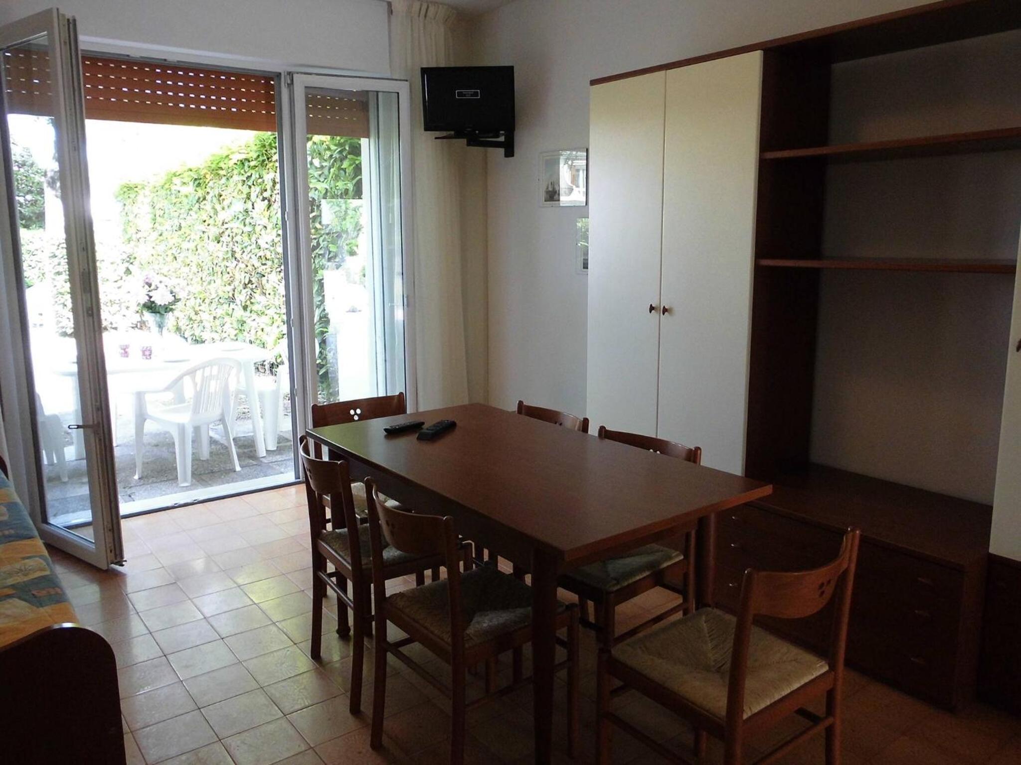 Villa photo 2