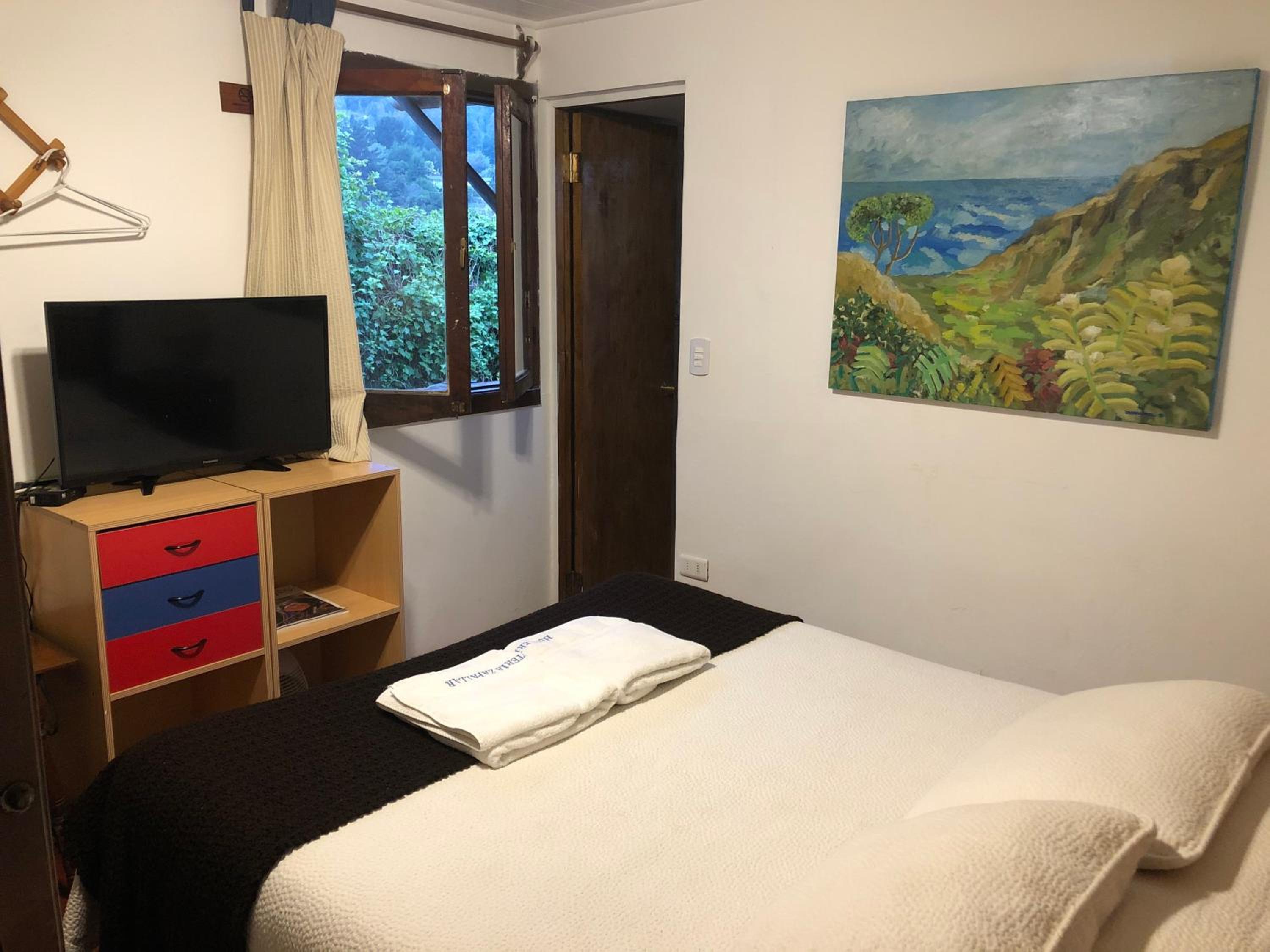Quadruple Room with Private Bathroom photo 1
