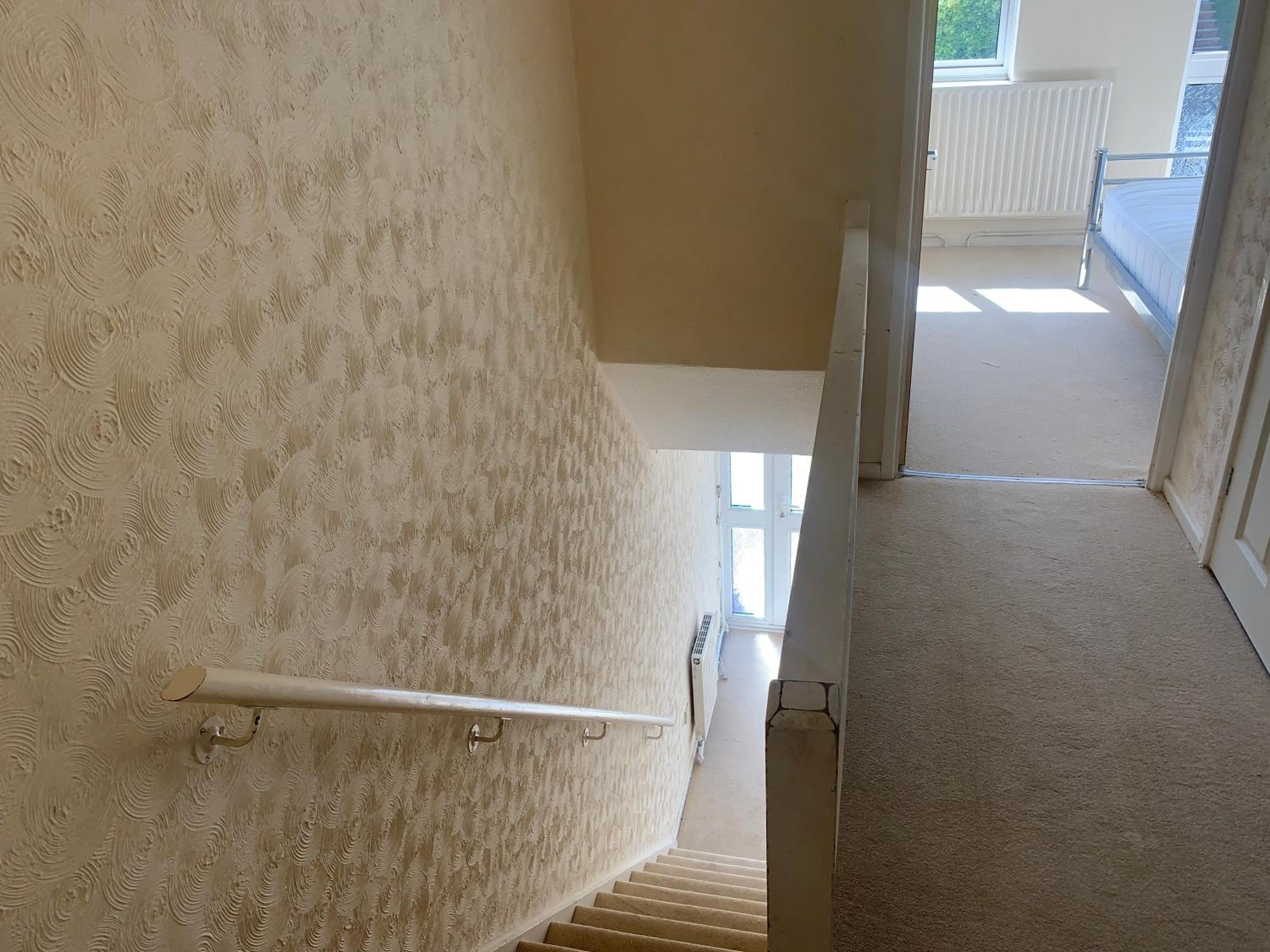 Three-Bedroom House - Photo 3