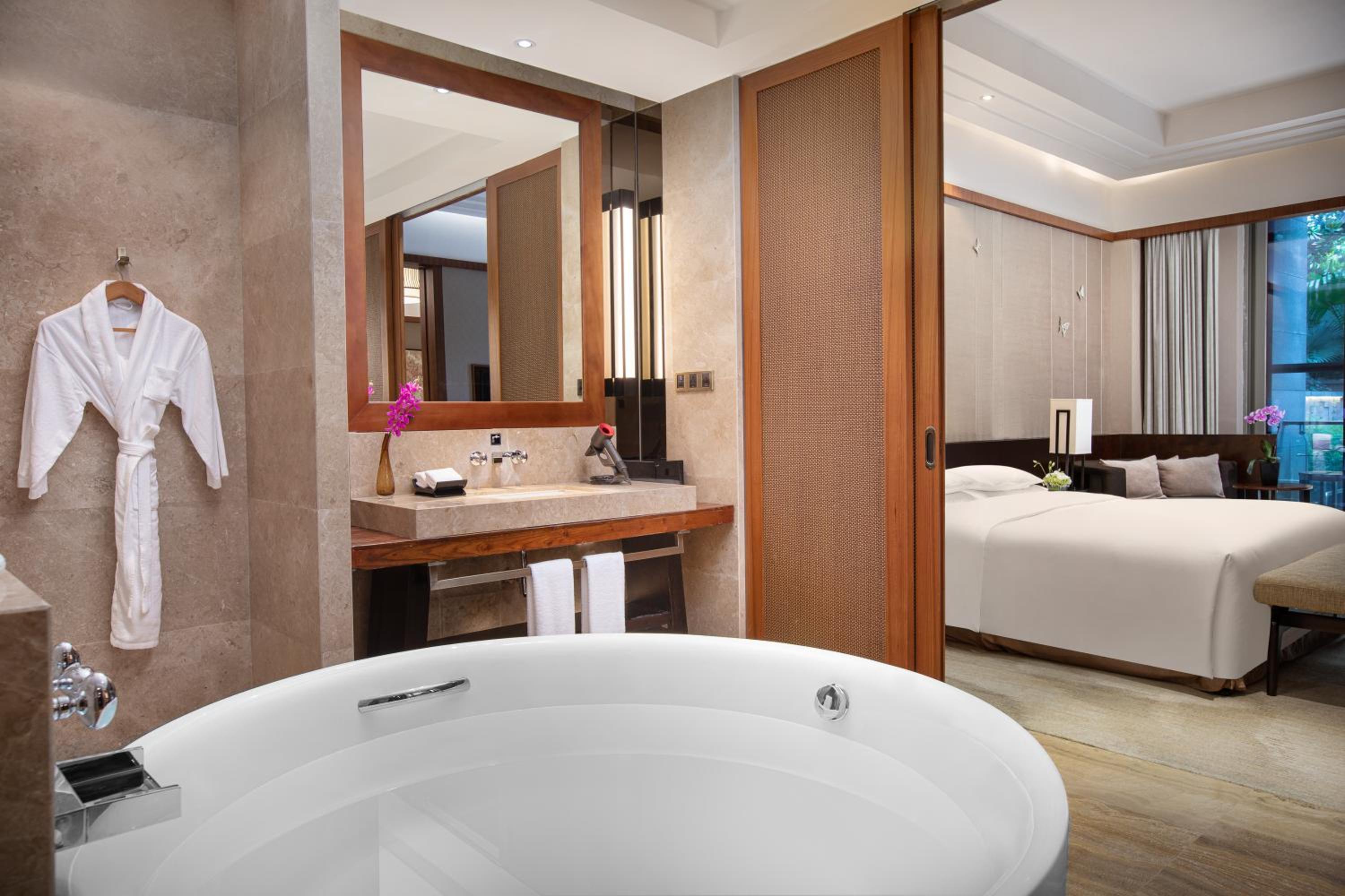 One-Bedroom Suite