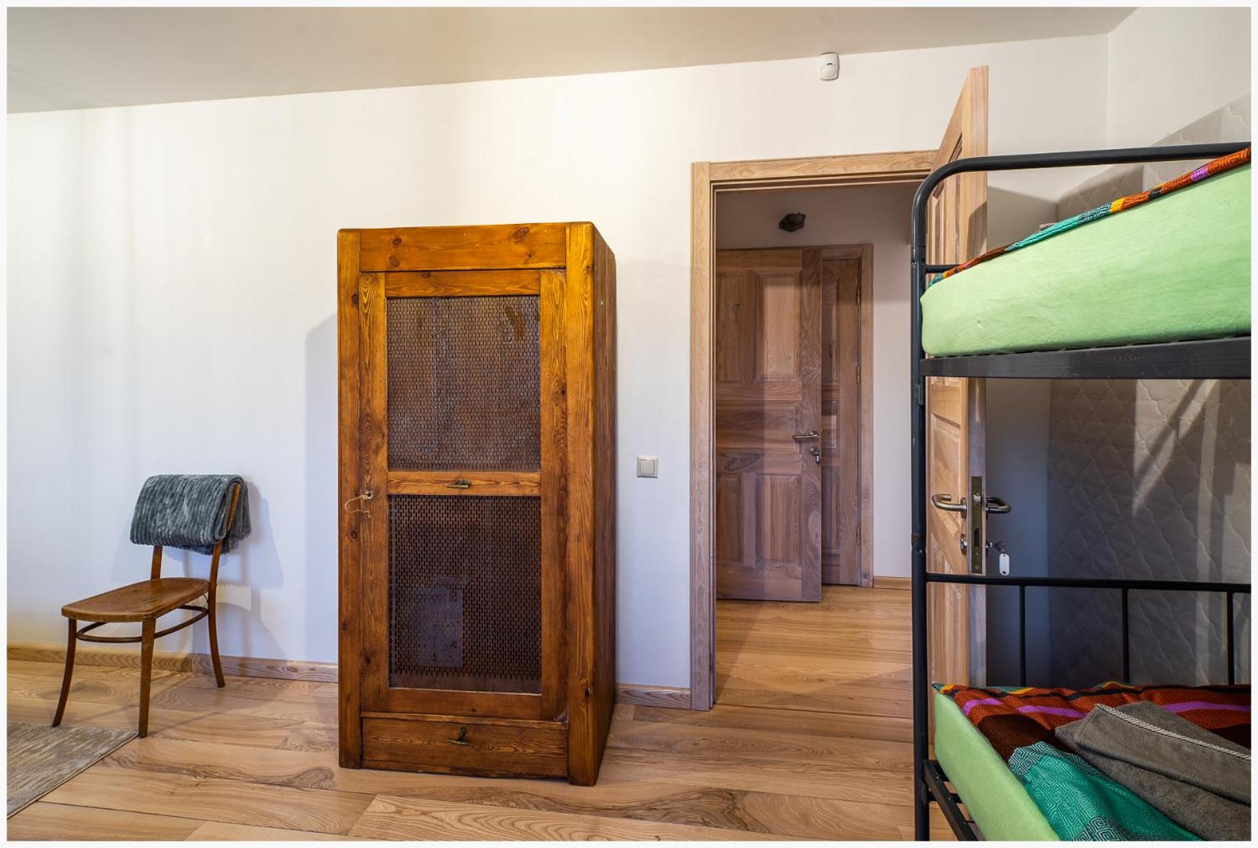 One-Bedroom House - Photo 14