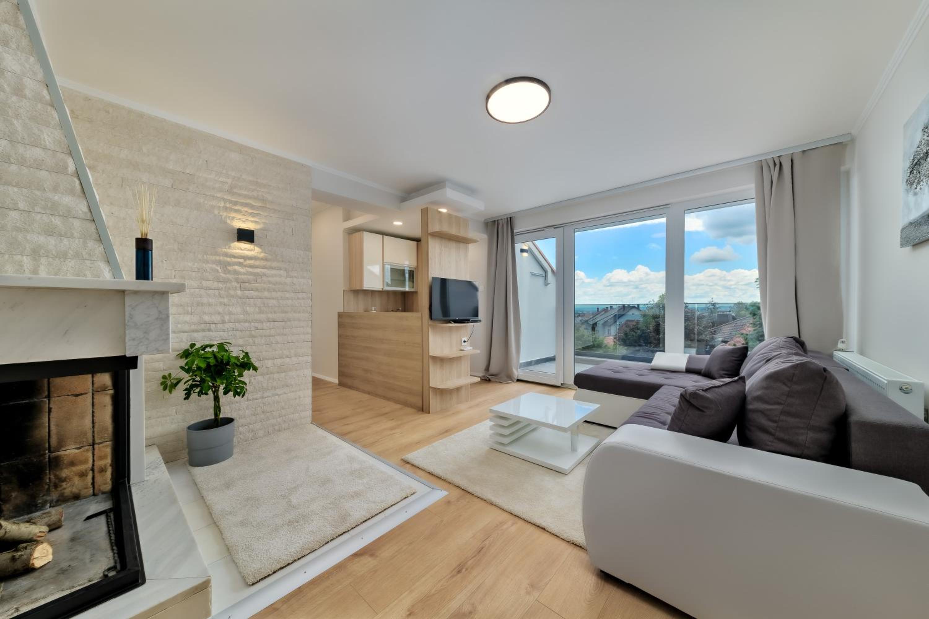 One-Bedroom Suite
