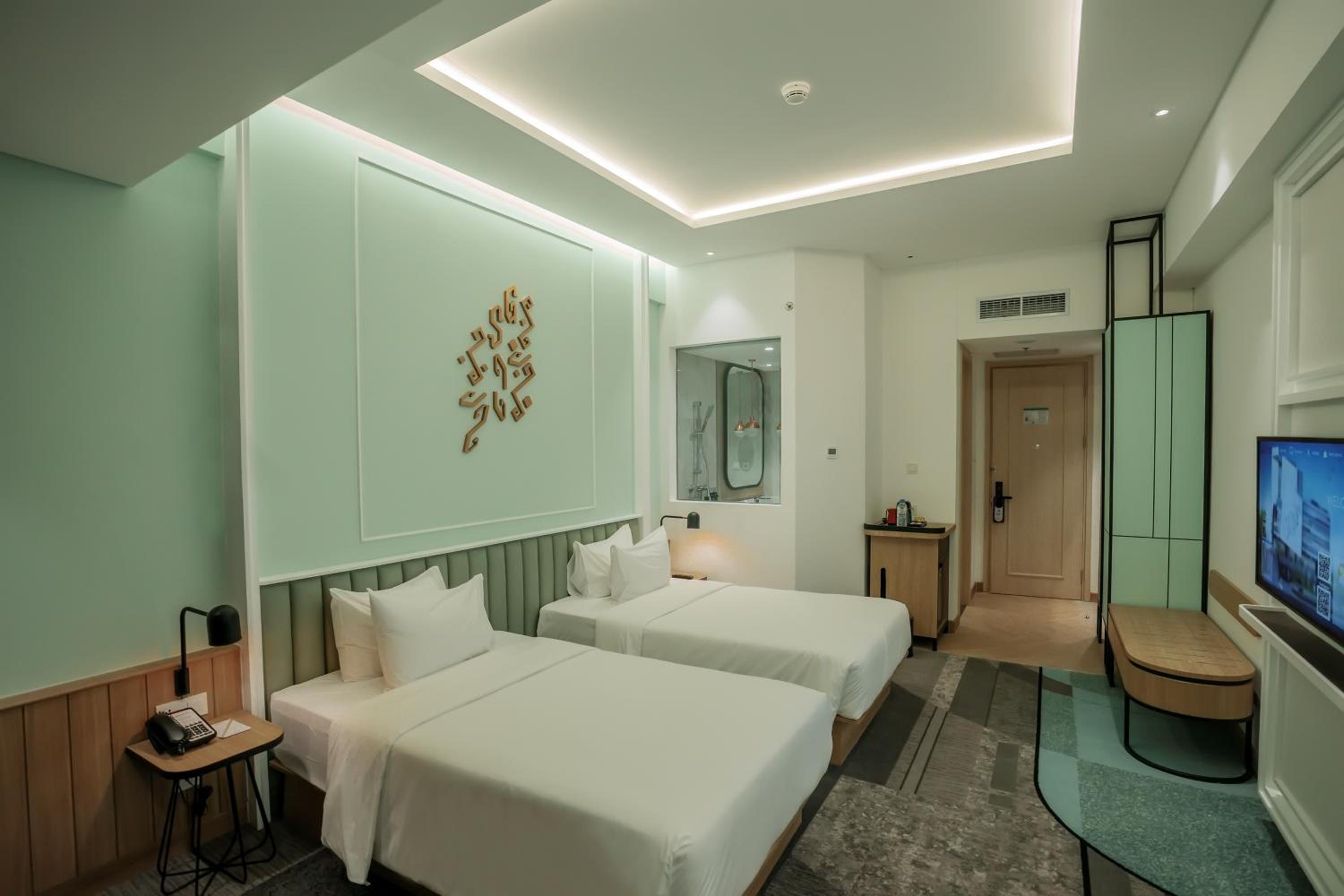 Deluxe Twin Room photo 3