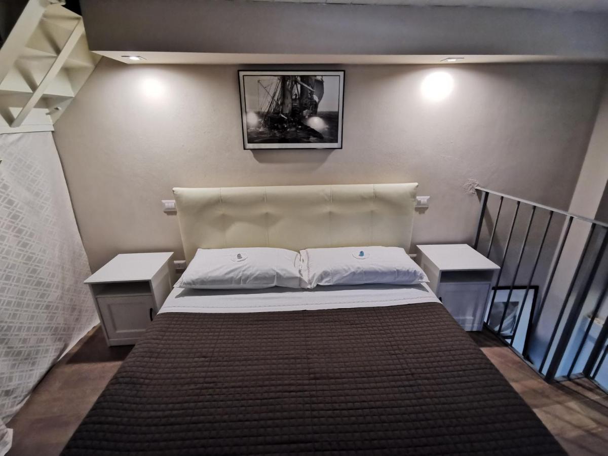 One-Bedroom Apartment - Photo 25