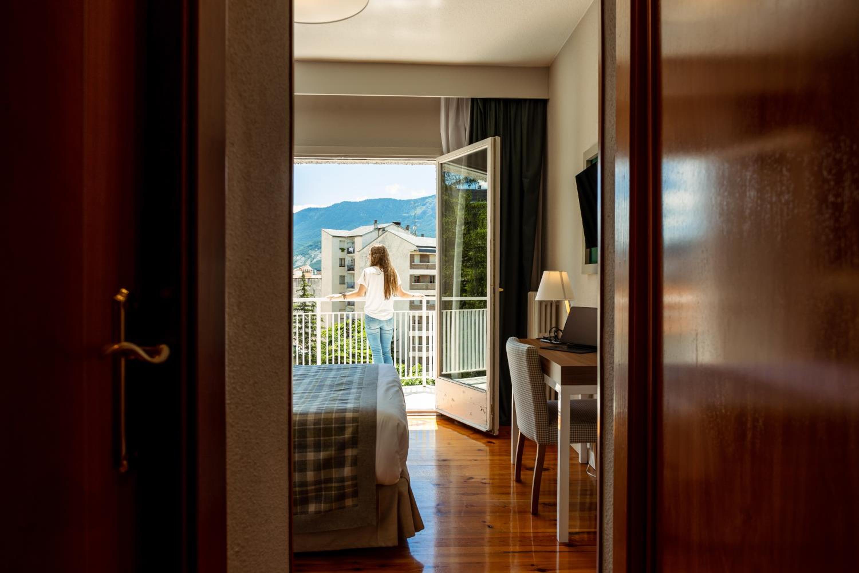 Classic Double Room - Photo 5