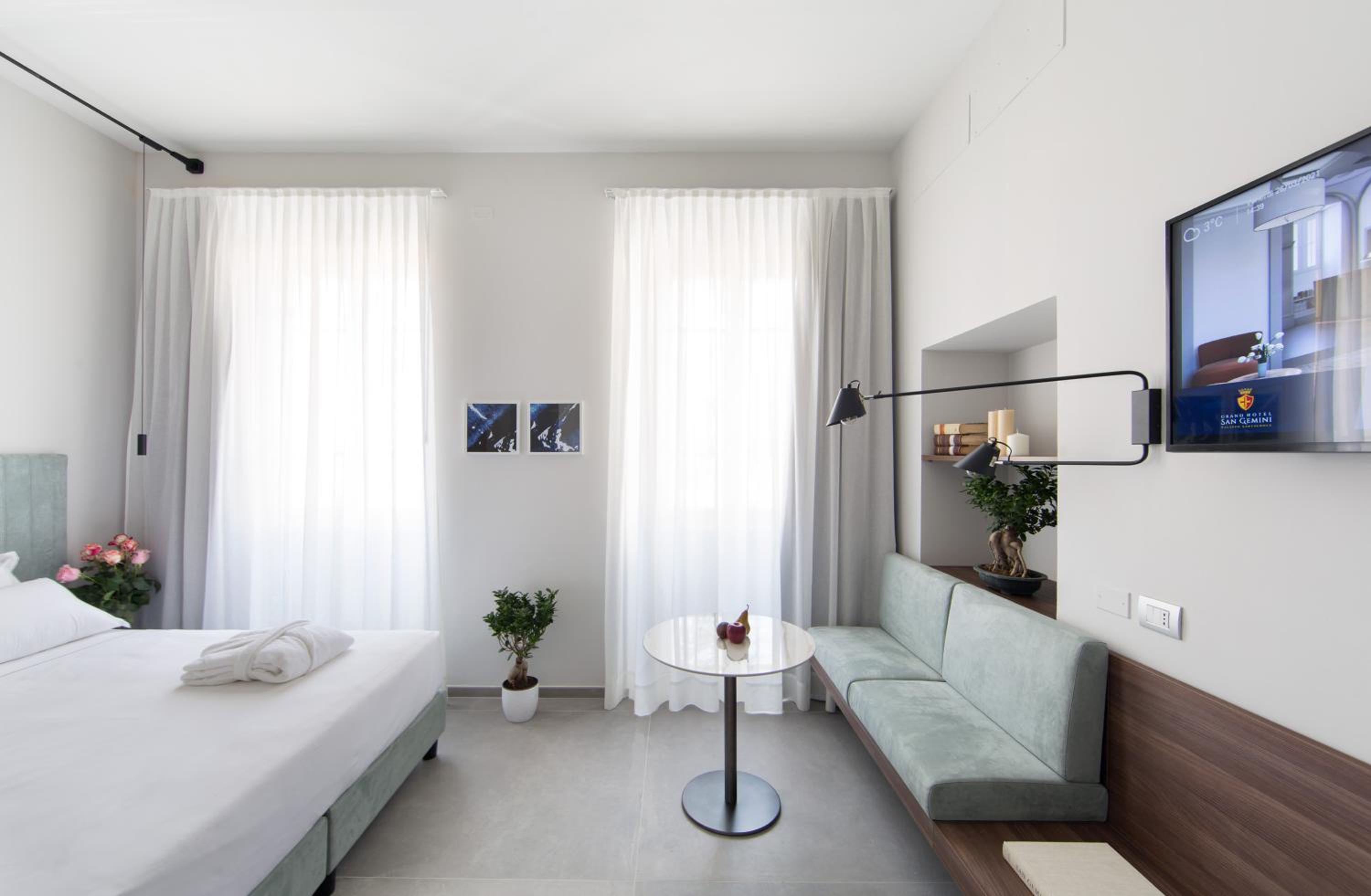 Deluxe Family Room