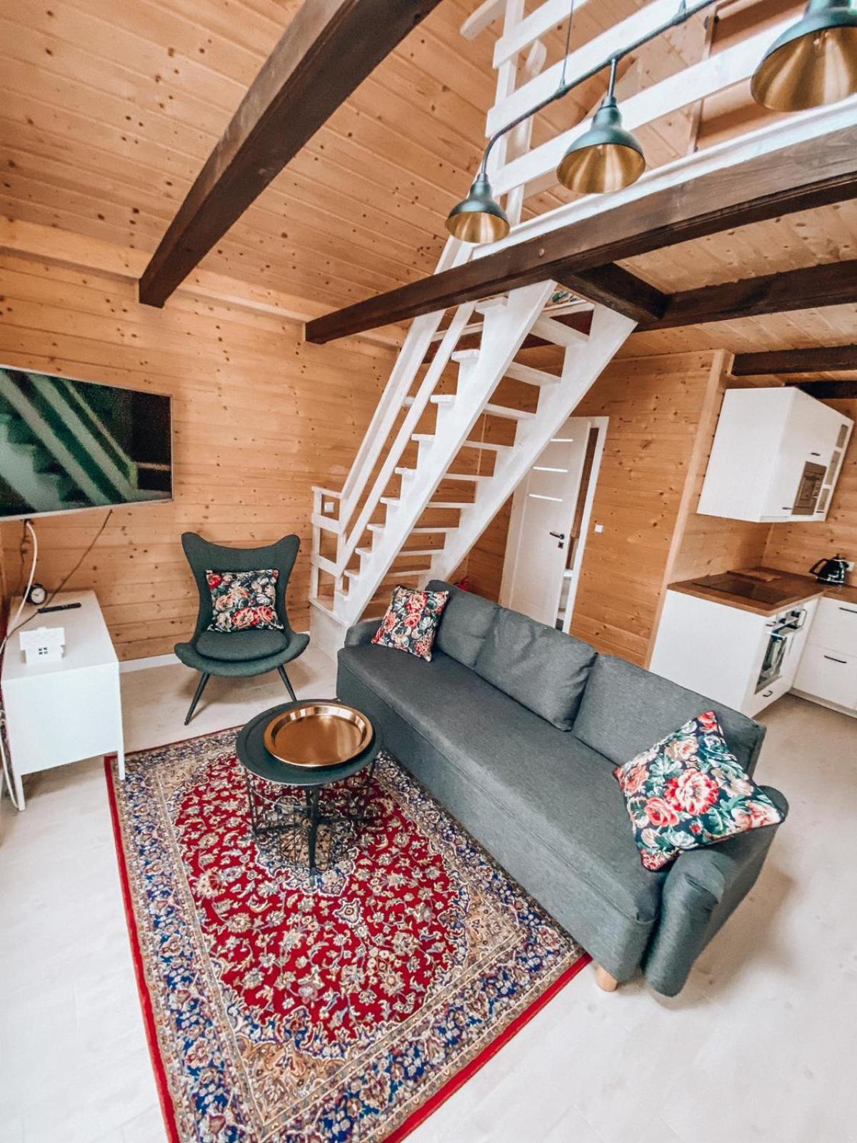 One-Bedroom House photo 3
