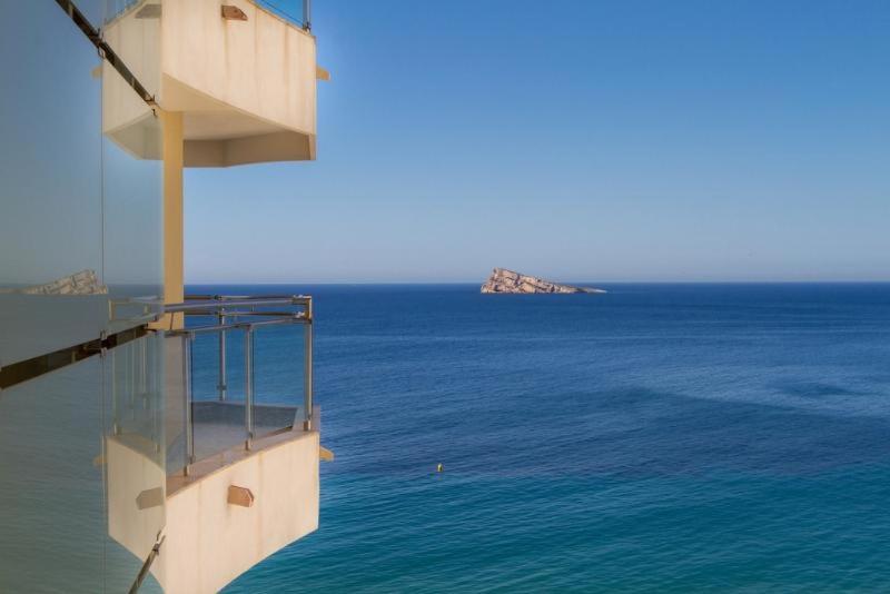 Family Room with Side Sea View
