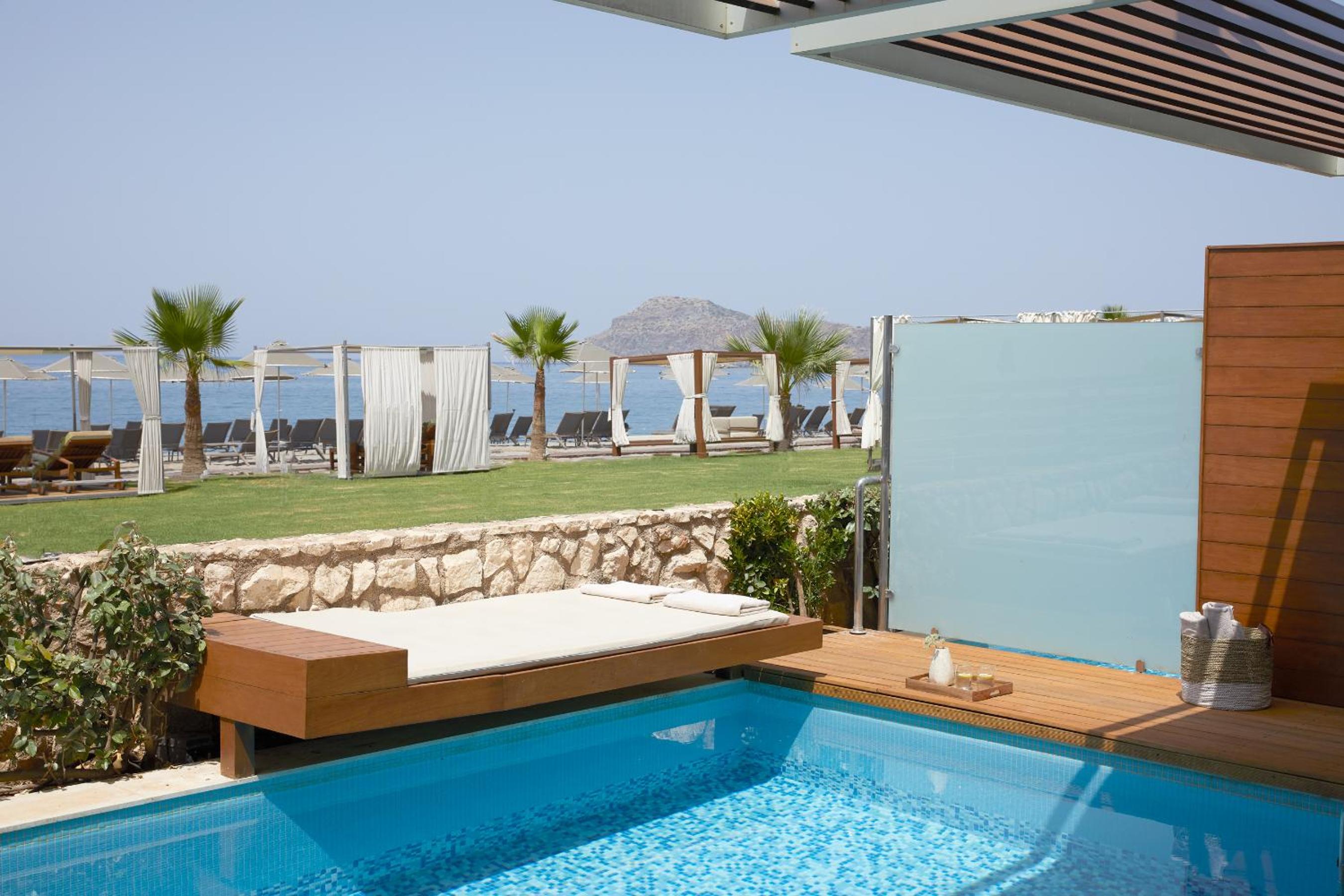 Imperial Suite Private Pool Waterfront photo 2