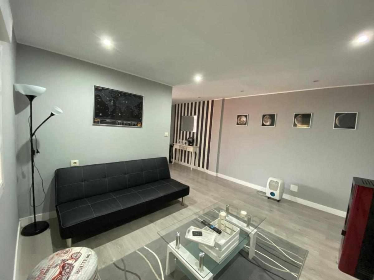Three-Bedroom Apartment photo 3