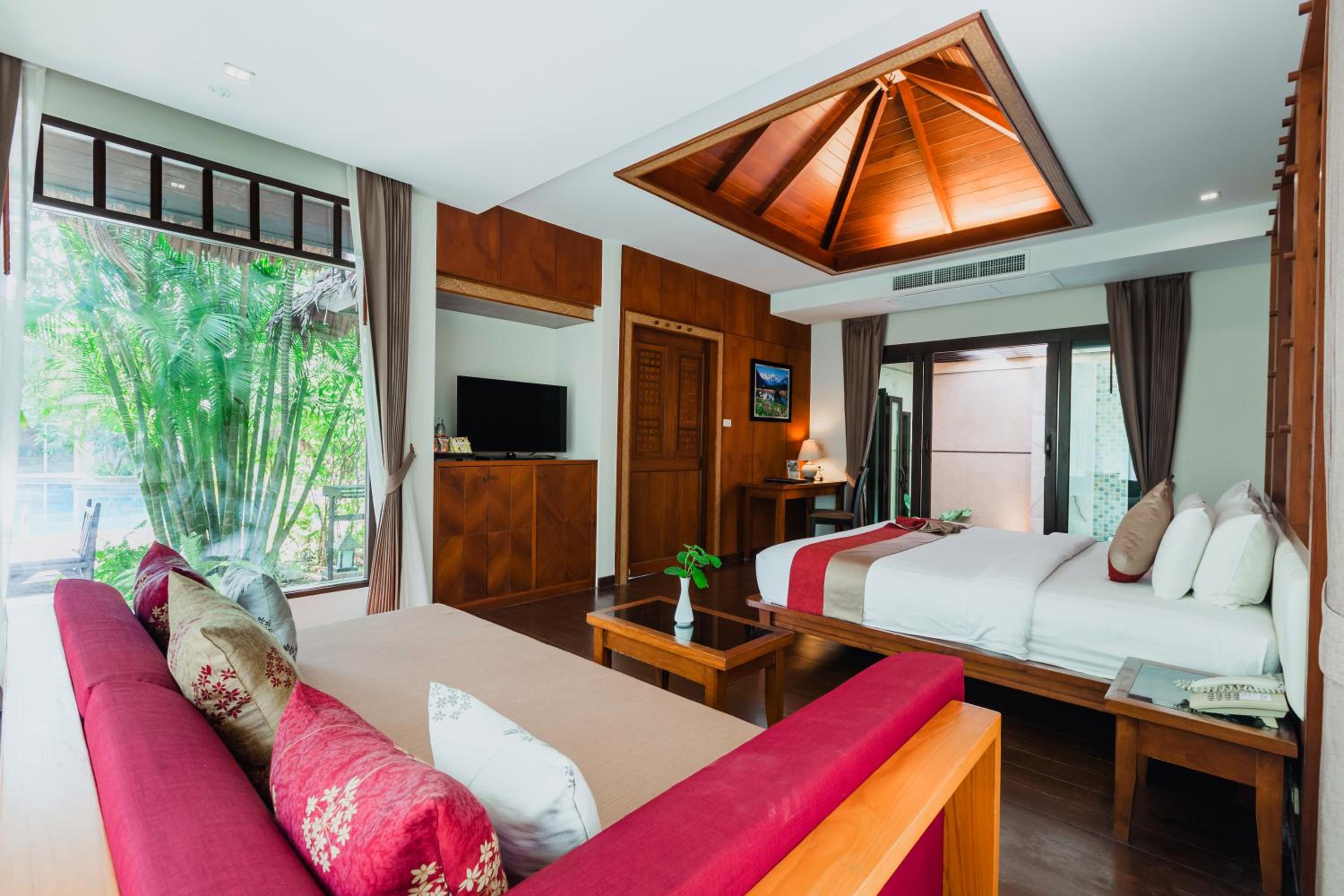 Jacuzzi Villa - Photo 4