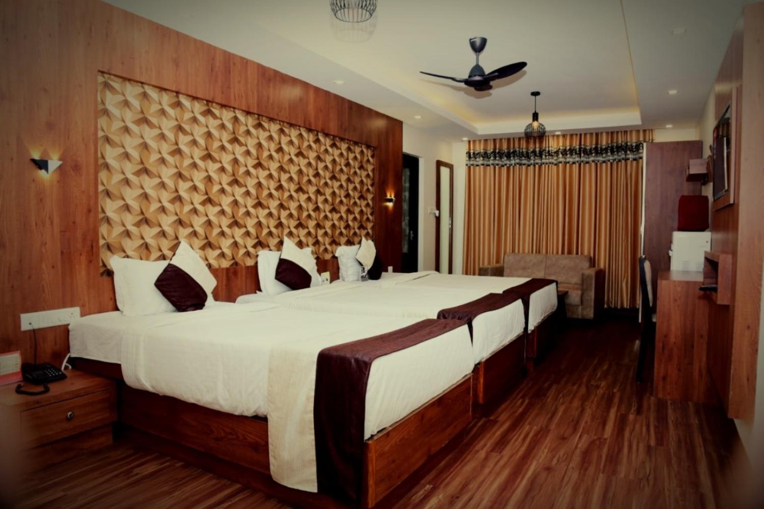 Triple Room