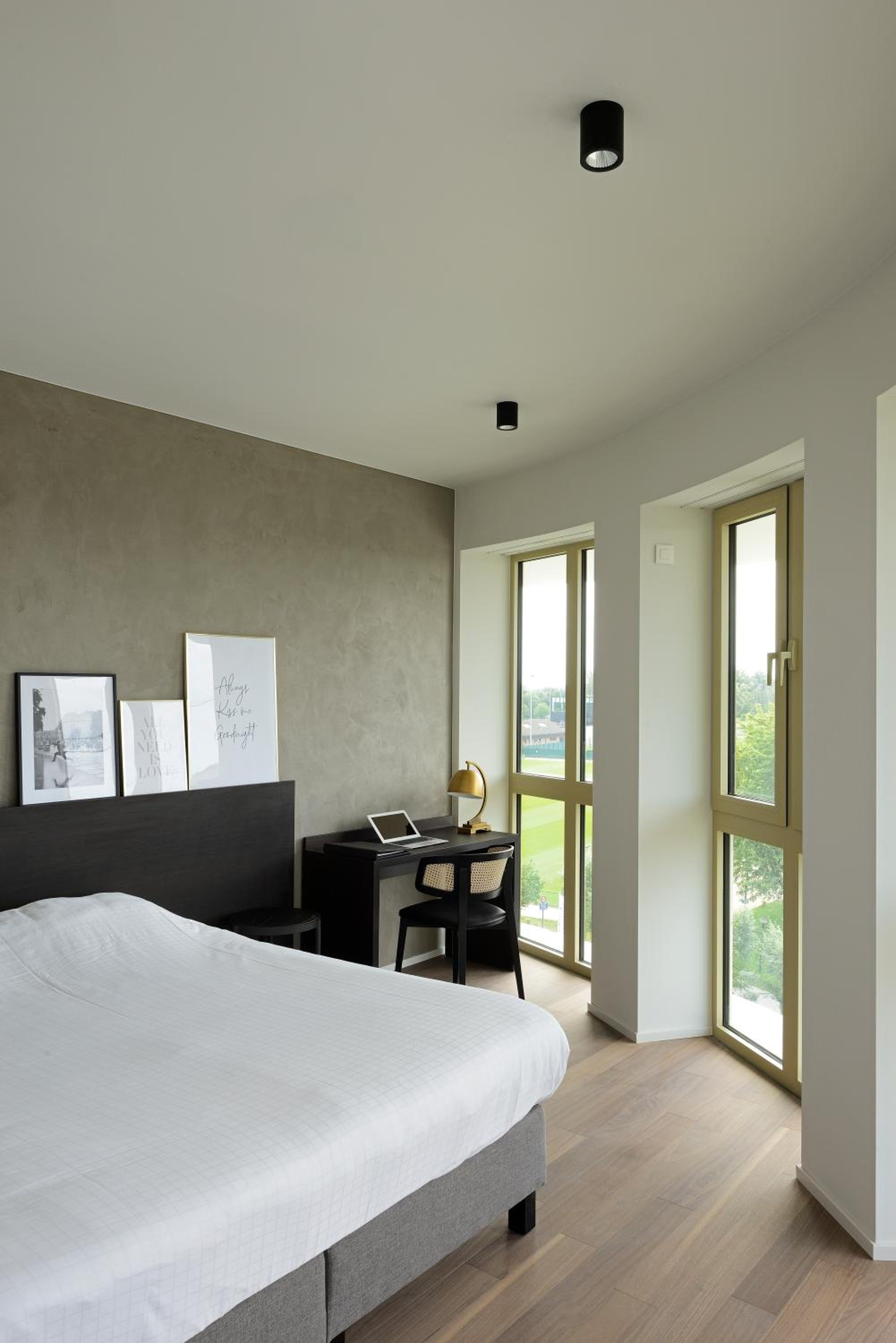 Superior King Room - Photo 1