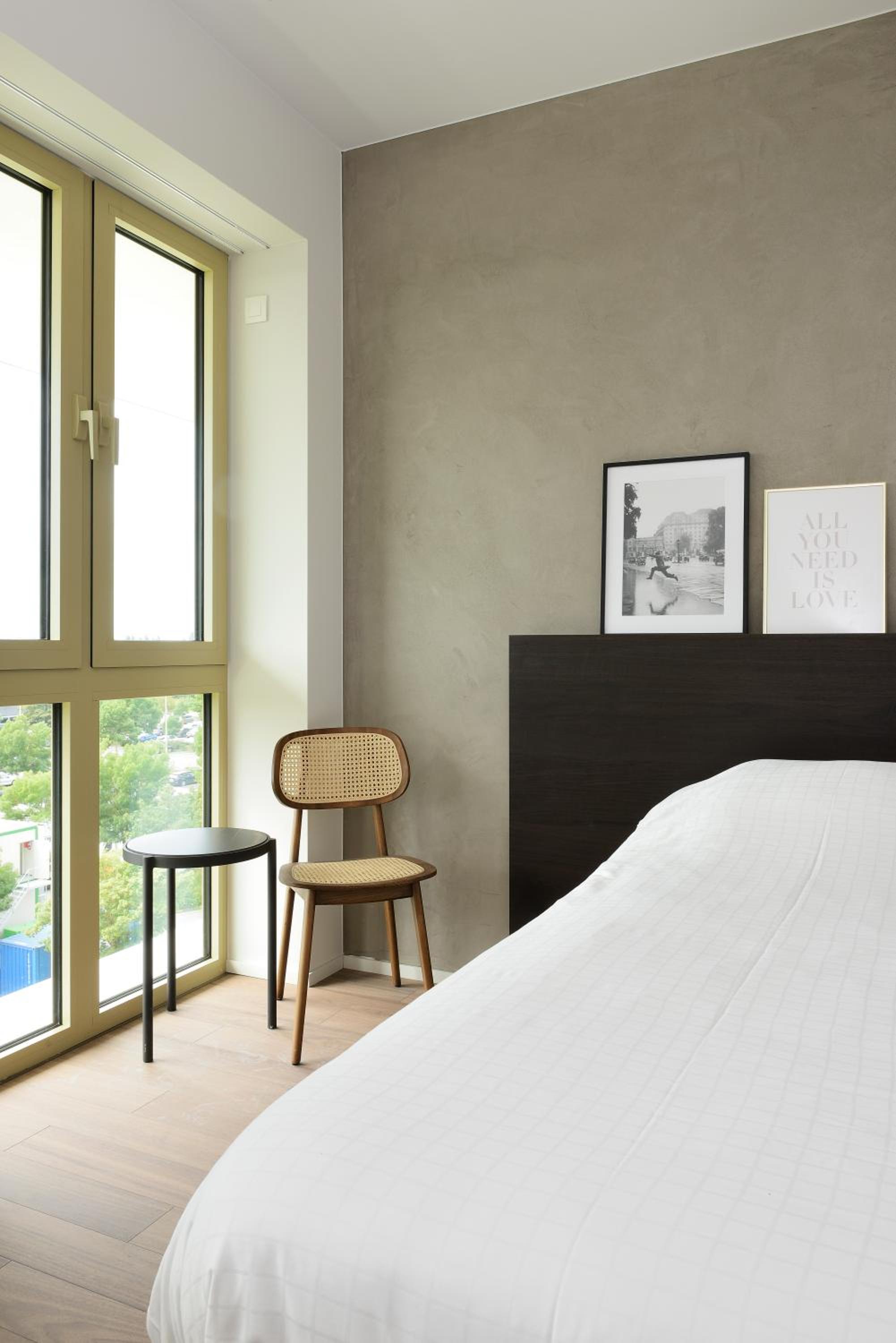Standard King Room - Photo 4
