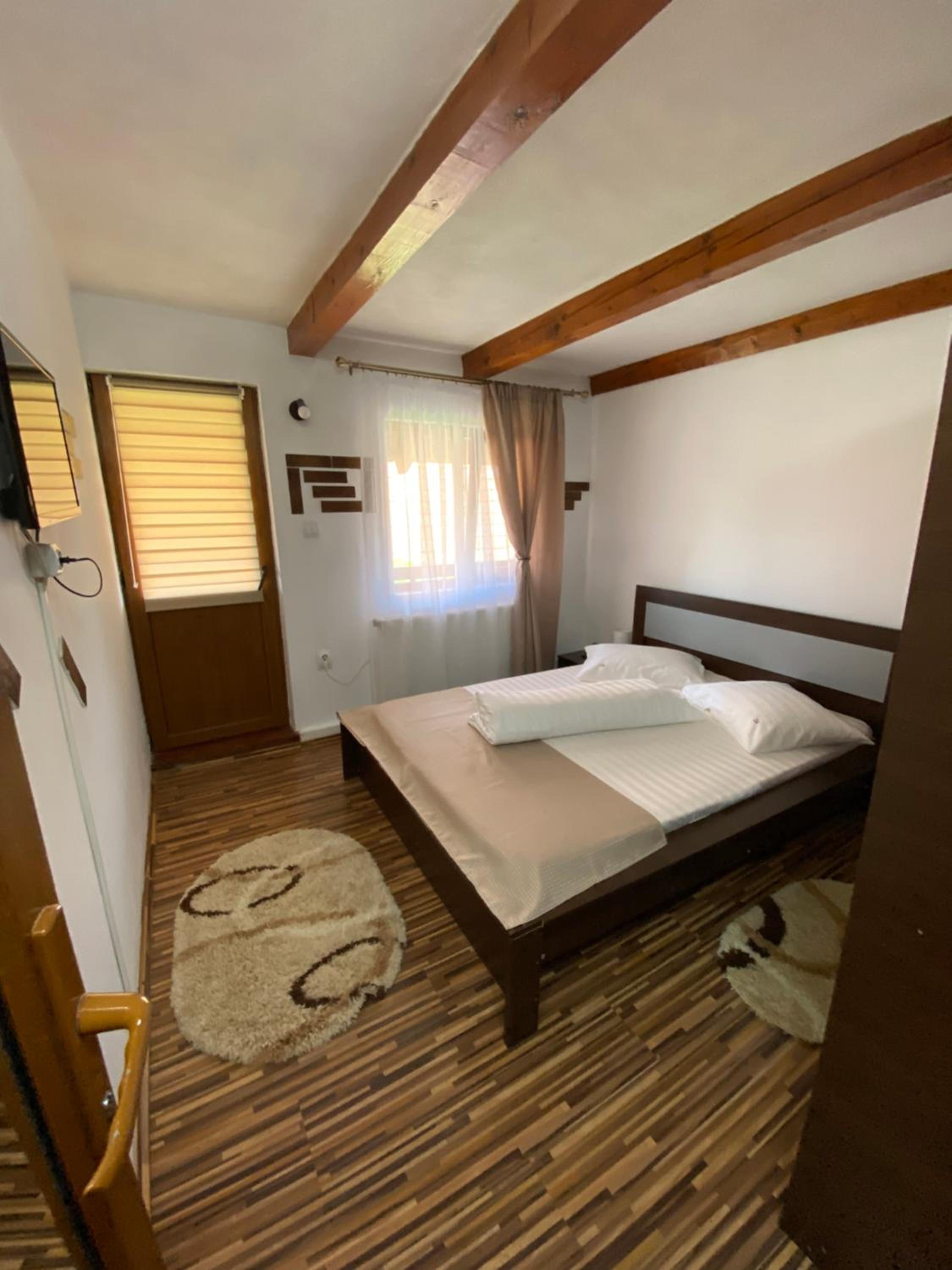 Two-Bedroom Apartment - Photo 6