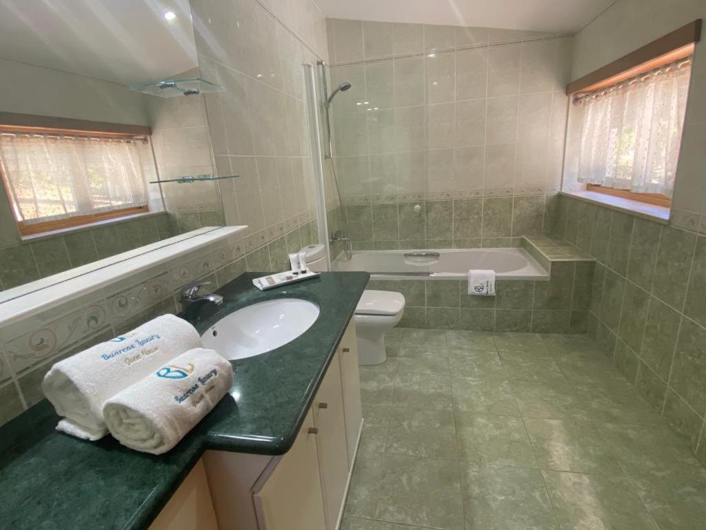 Twin Room with Shared Toilet photo 3