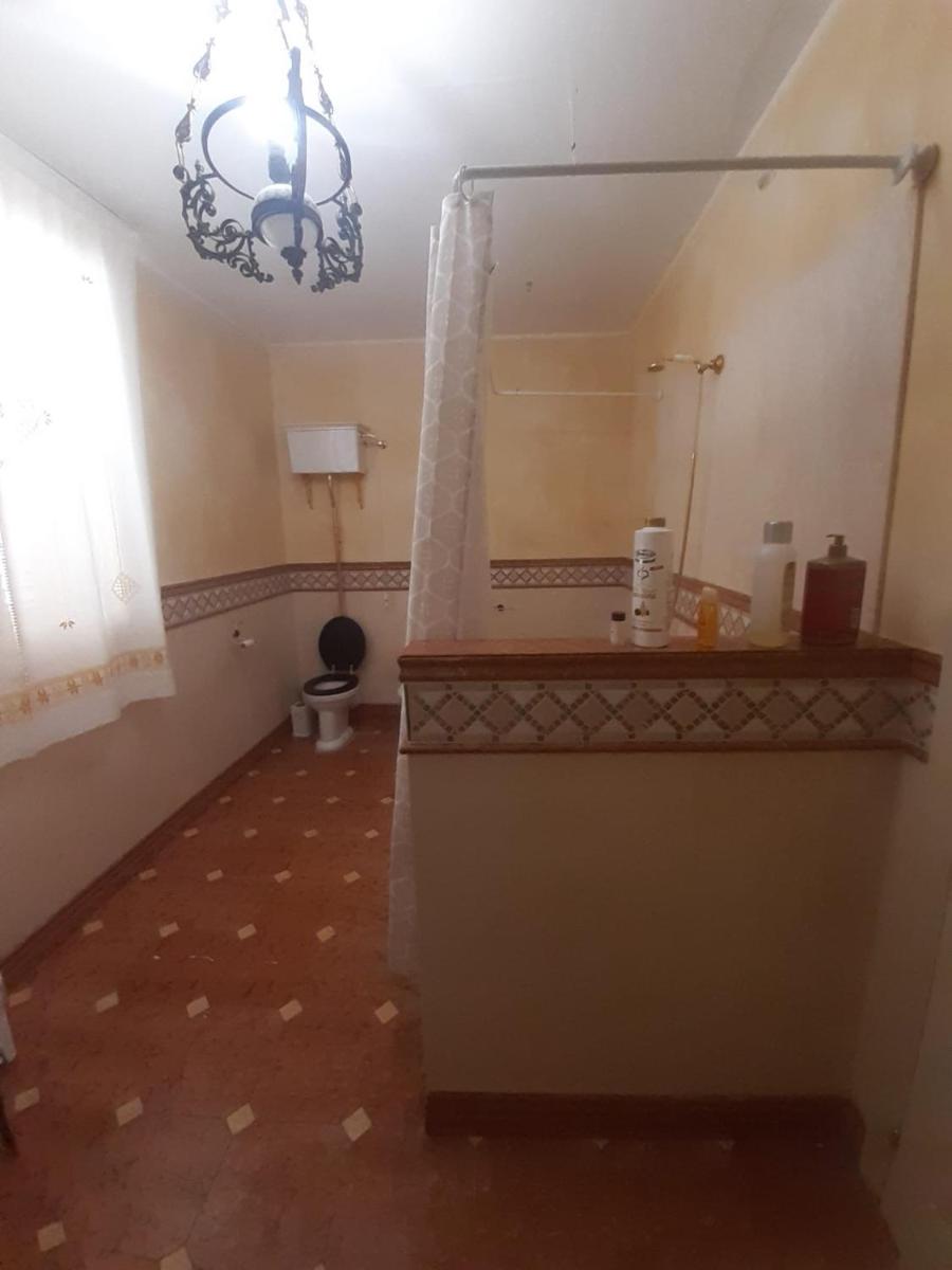 Family Room with Terrace with Internal Bathroom - Photo 4