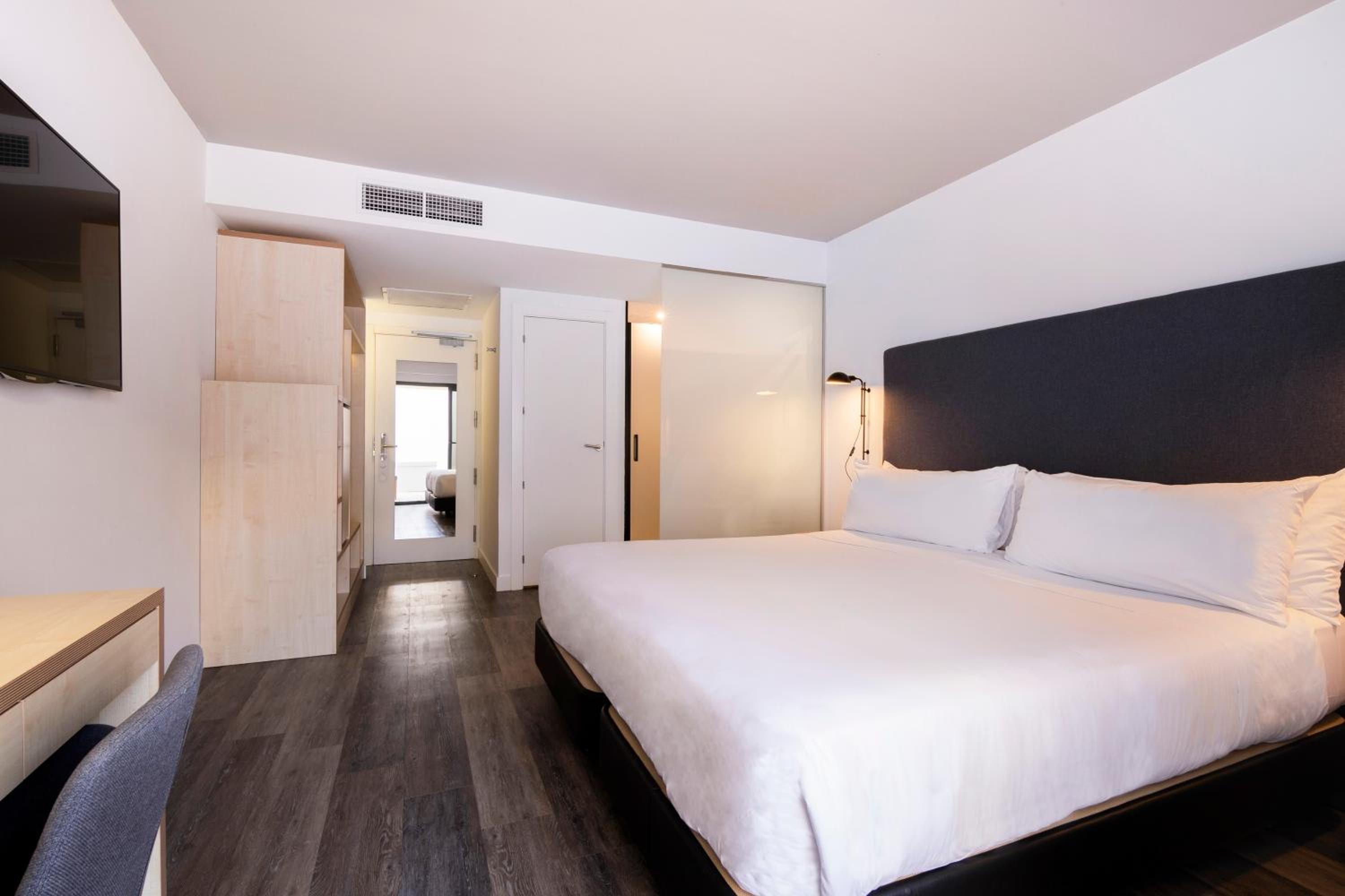 Superior Double Room - Photo 1