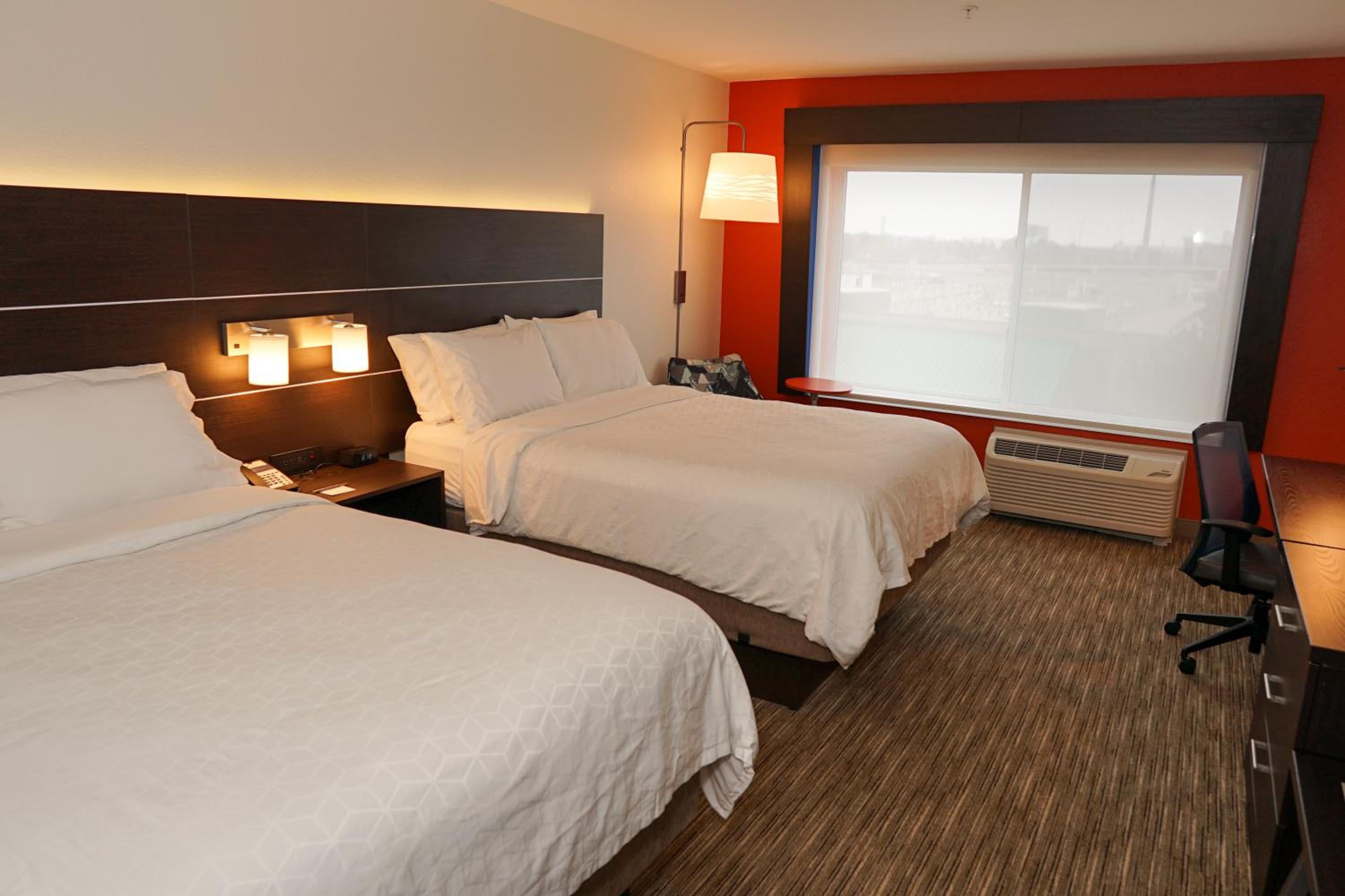 Standard Queen Room with Two Queen Beds