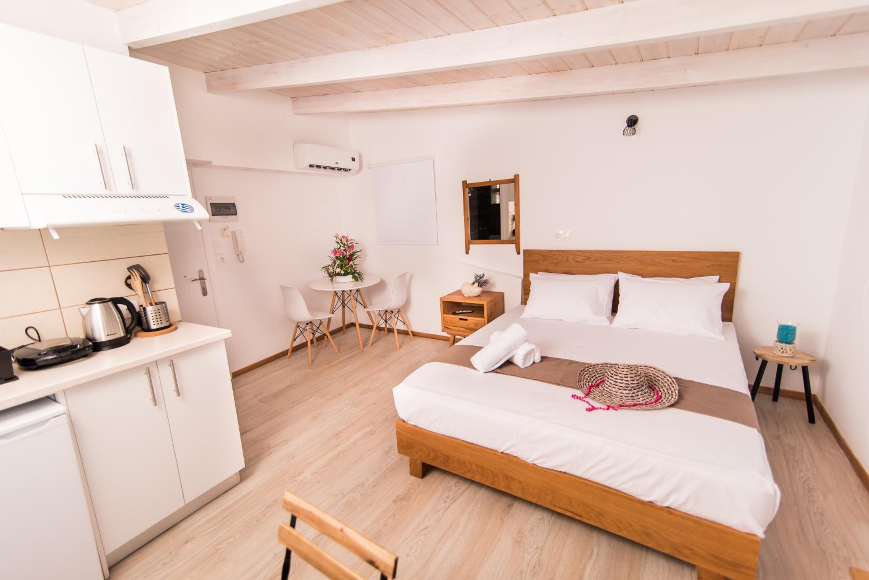 Studio with Sea View - Photo 2