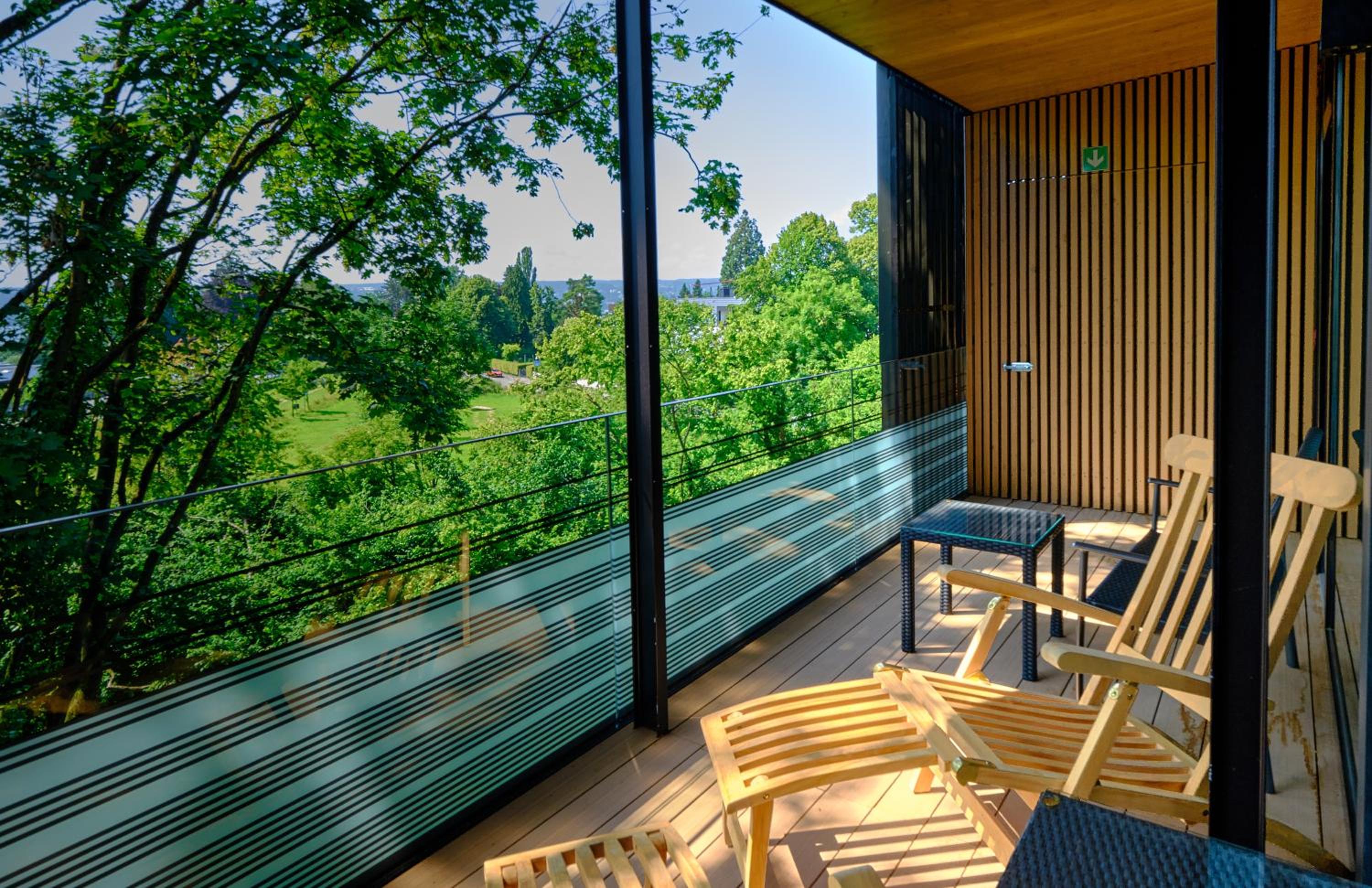 Suite with Balcony - Photo 4