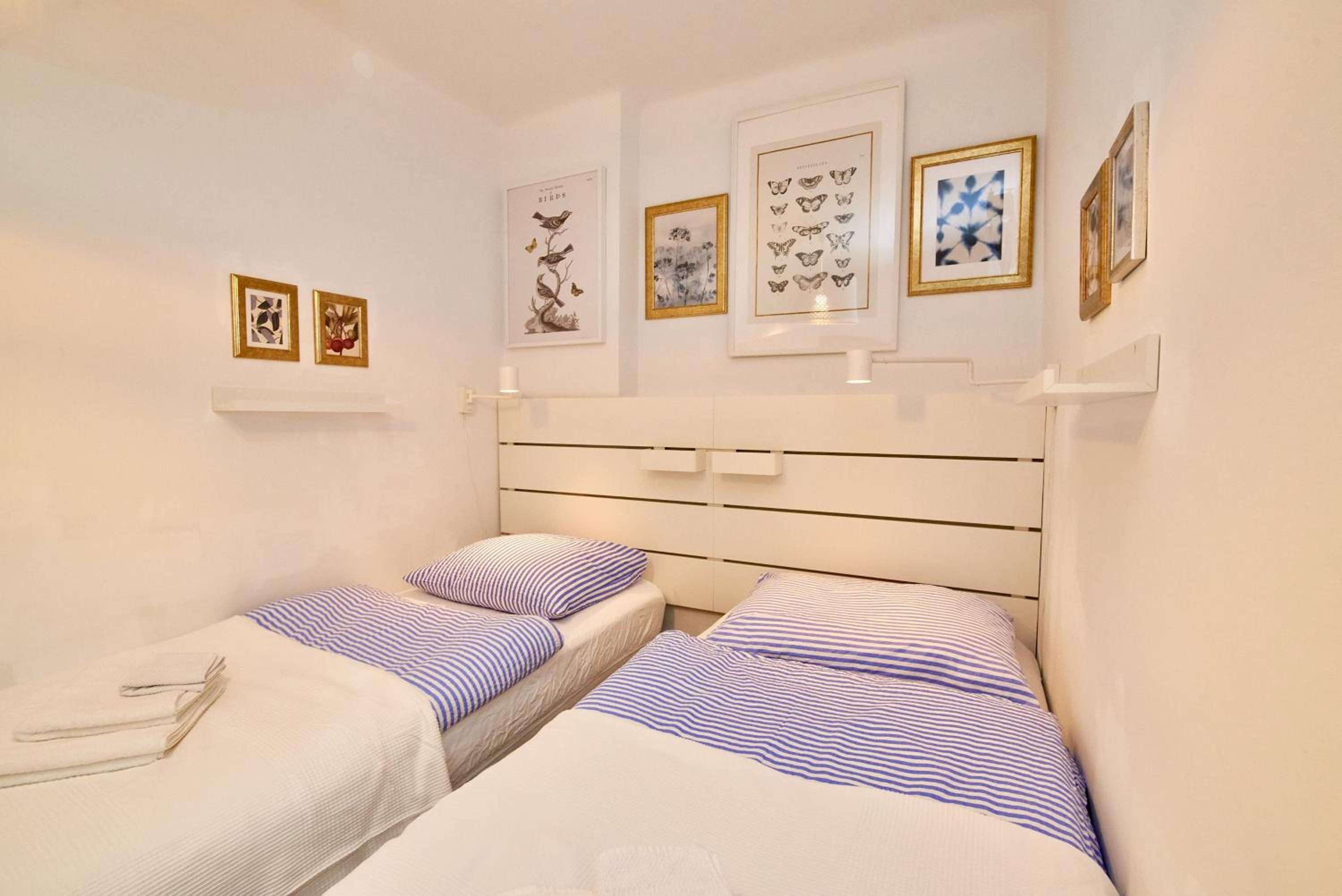 One-Bedroom Apartment - Top 3