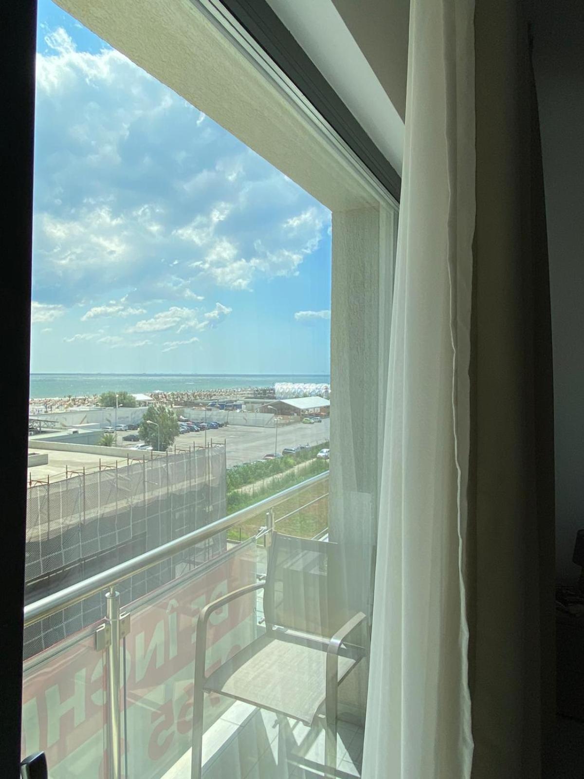 One-Bedroom Apartment - Photo 18