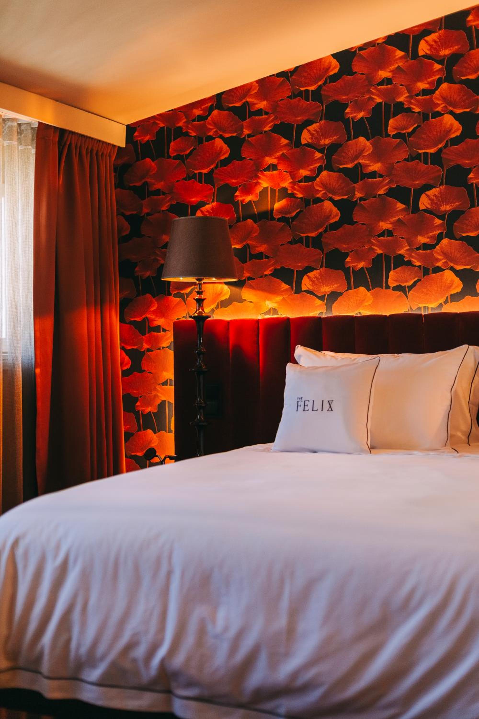 Deluxe Double or Twin Room - Photo 19