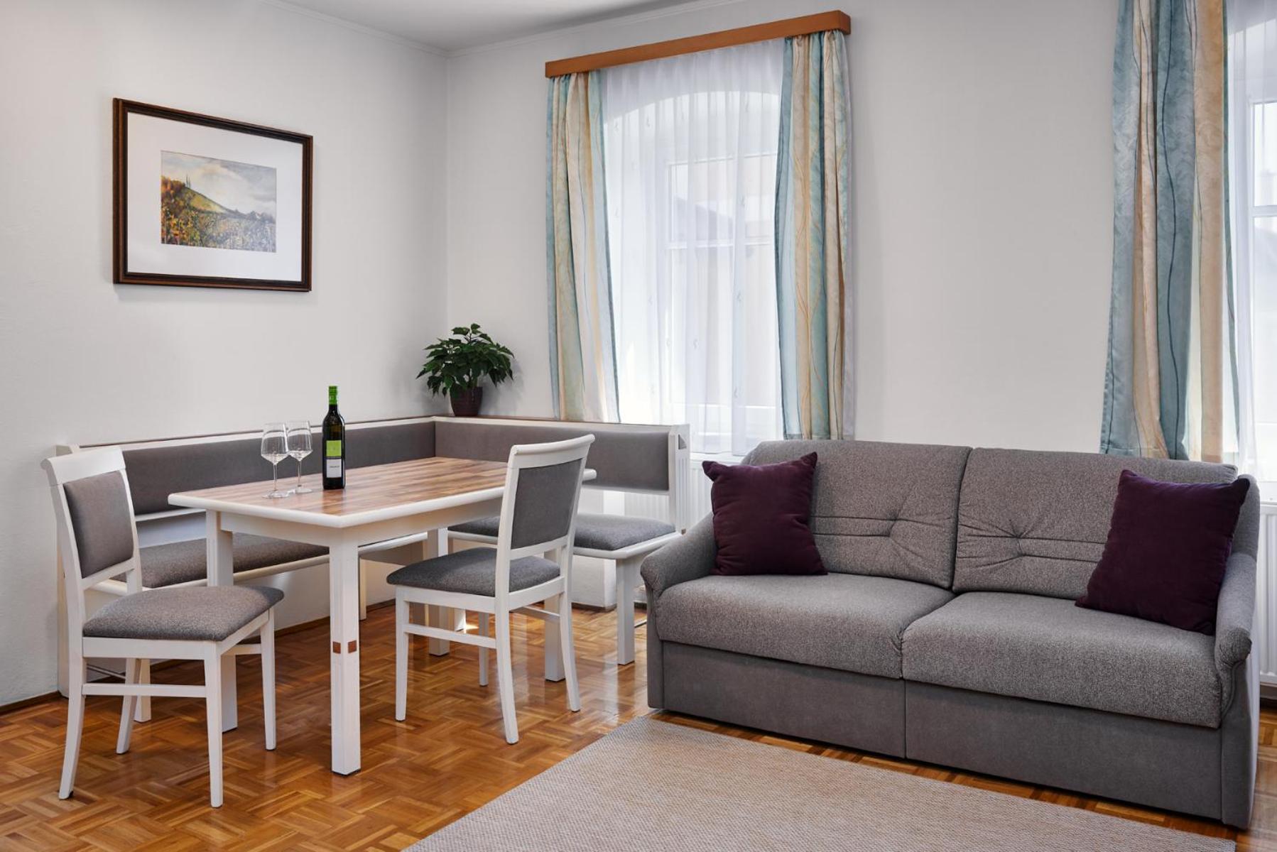 Two-Bedroom Apartment with Terrace photo 3