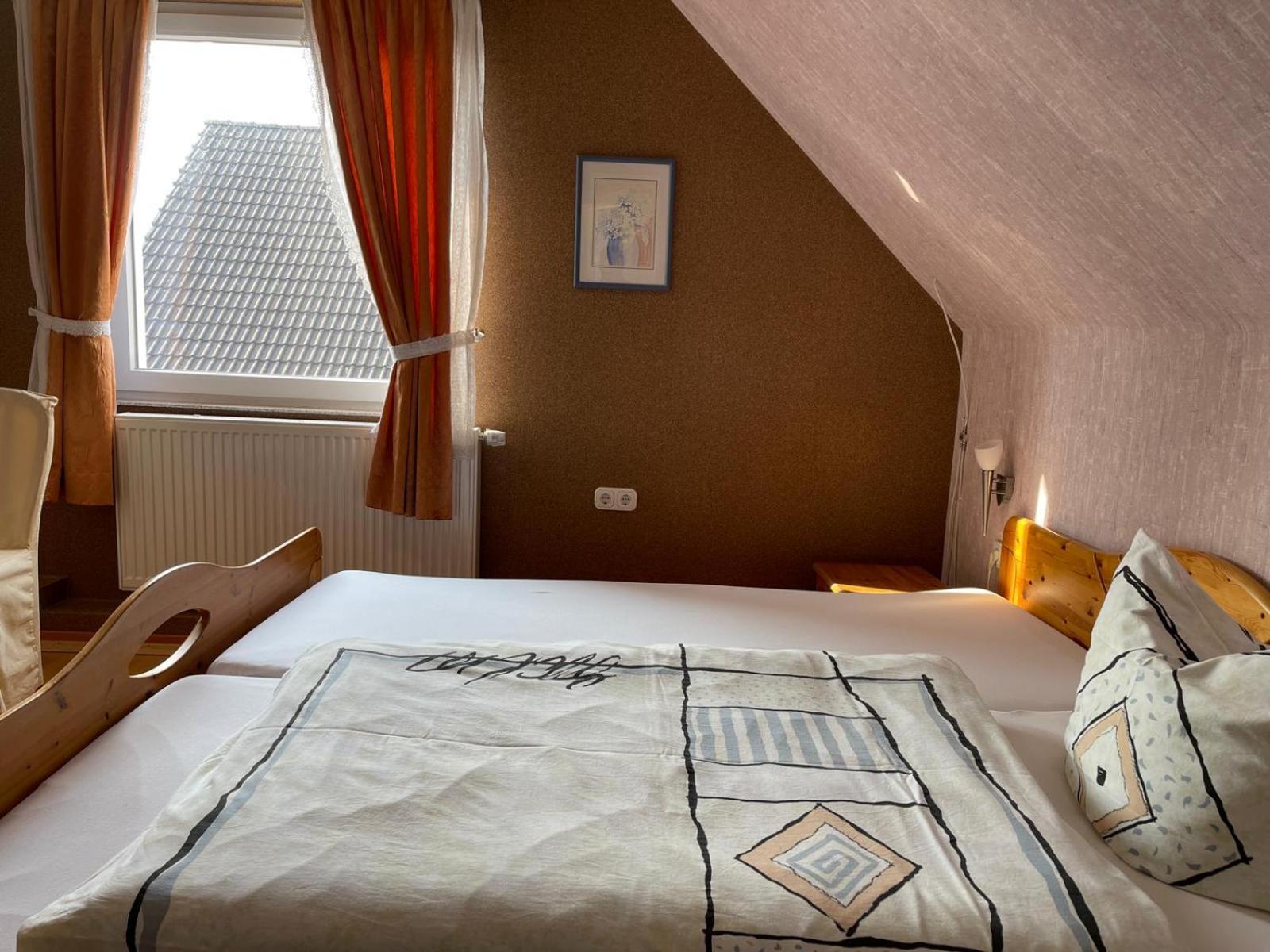 Double Room - Photo 8